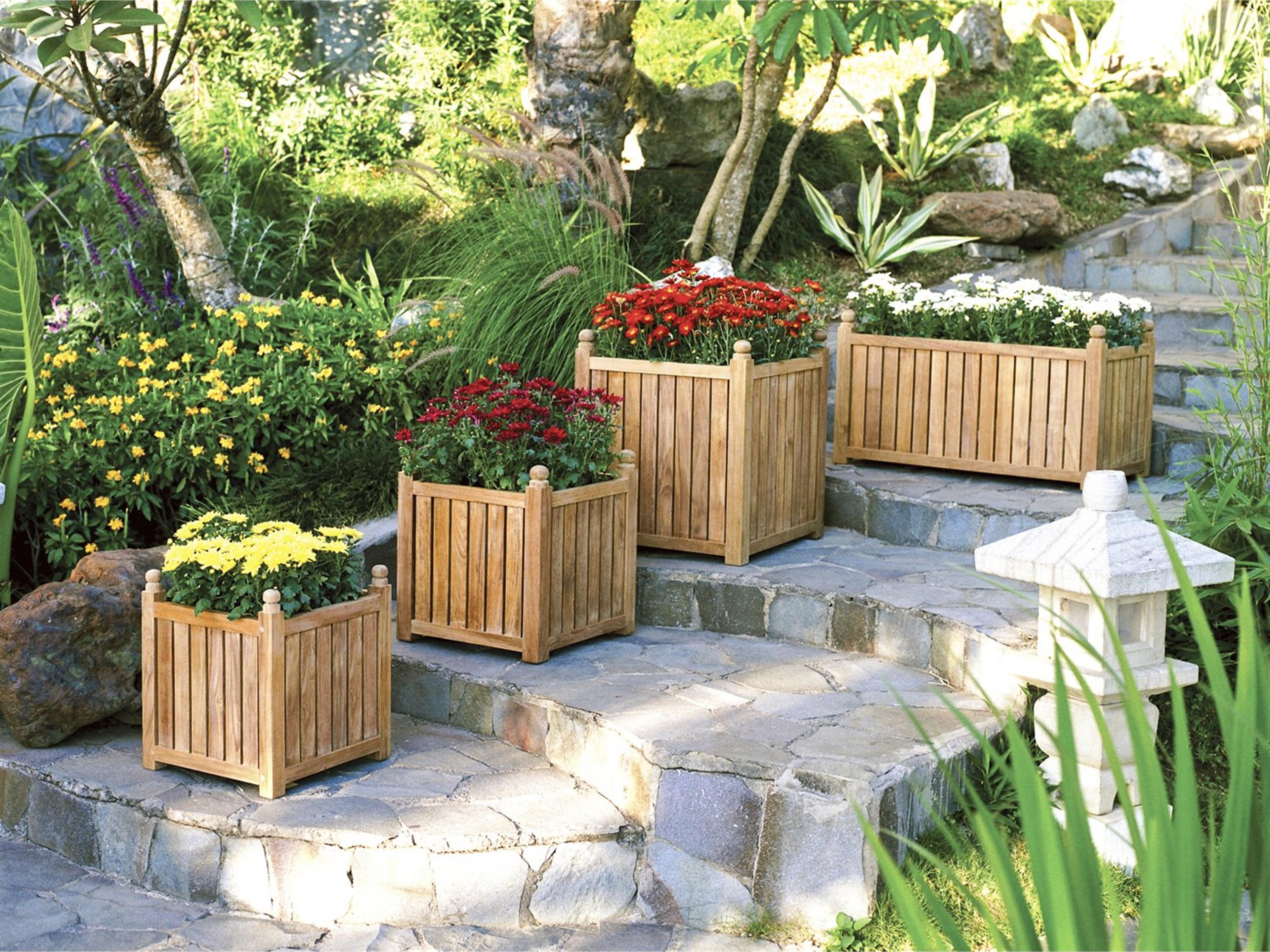 Accessories Natural Teak Flower Box Set