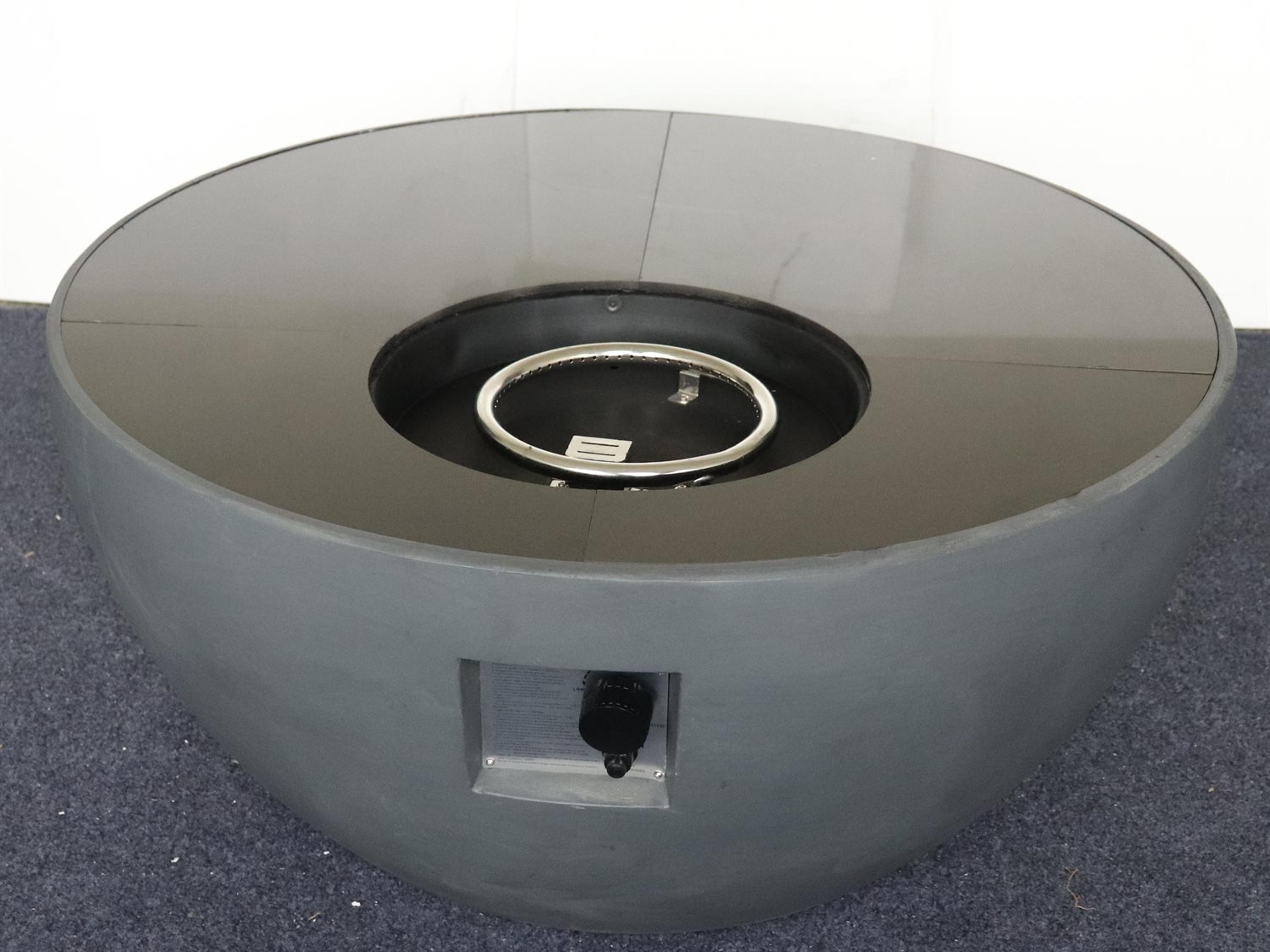 Teva Baja Porcelain and Concrete Round Fire Pit