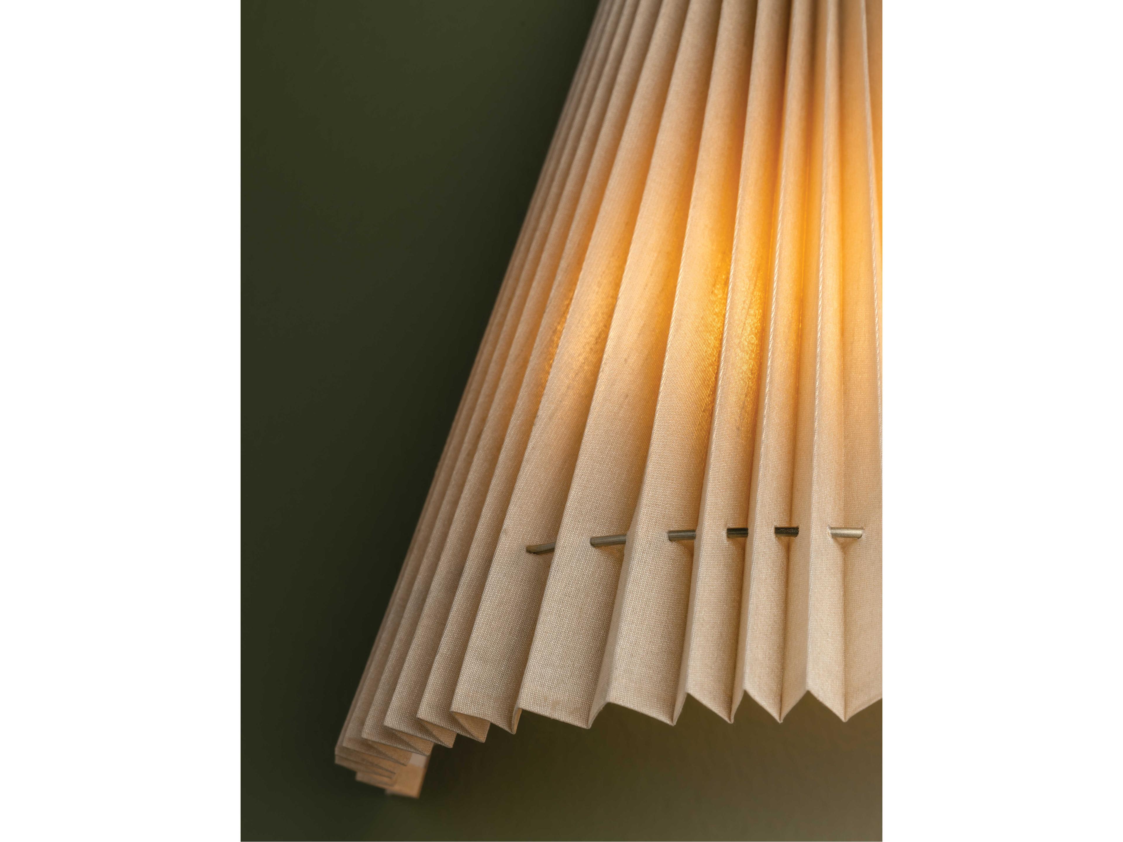 Troy Lighting Dell 1-Light Patina Brass Wall Sconce