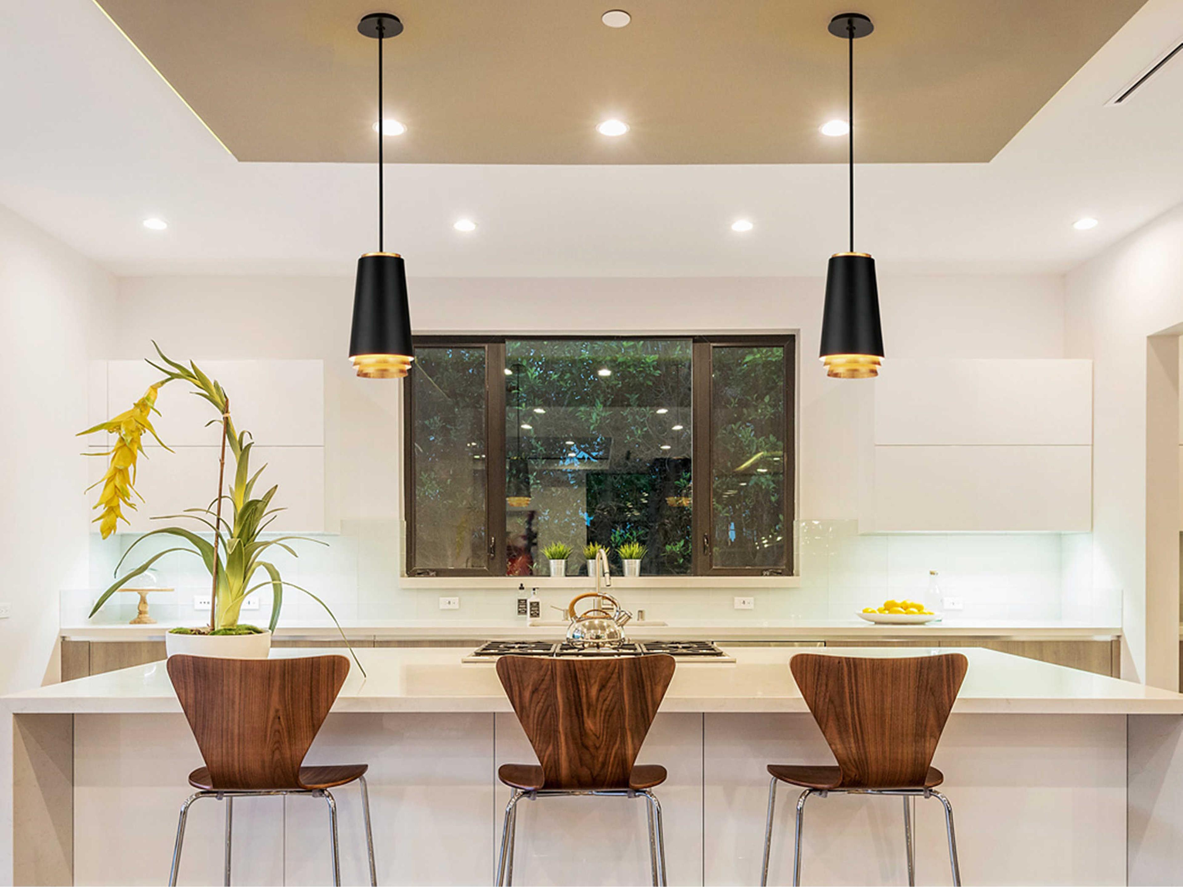 Troy Lighting Fahrenheit 1-Light Textured Black With Gold Leaf Accents LED Mini Pendant