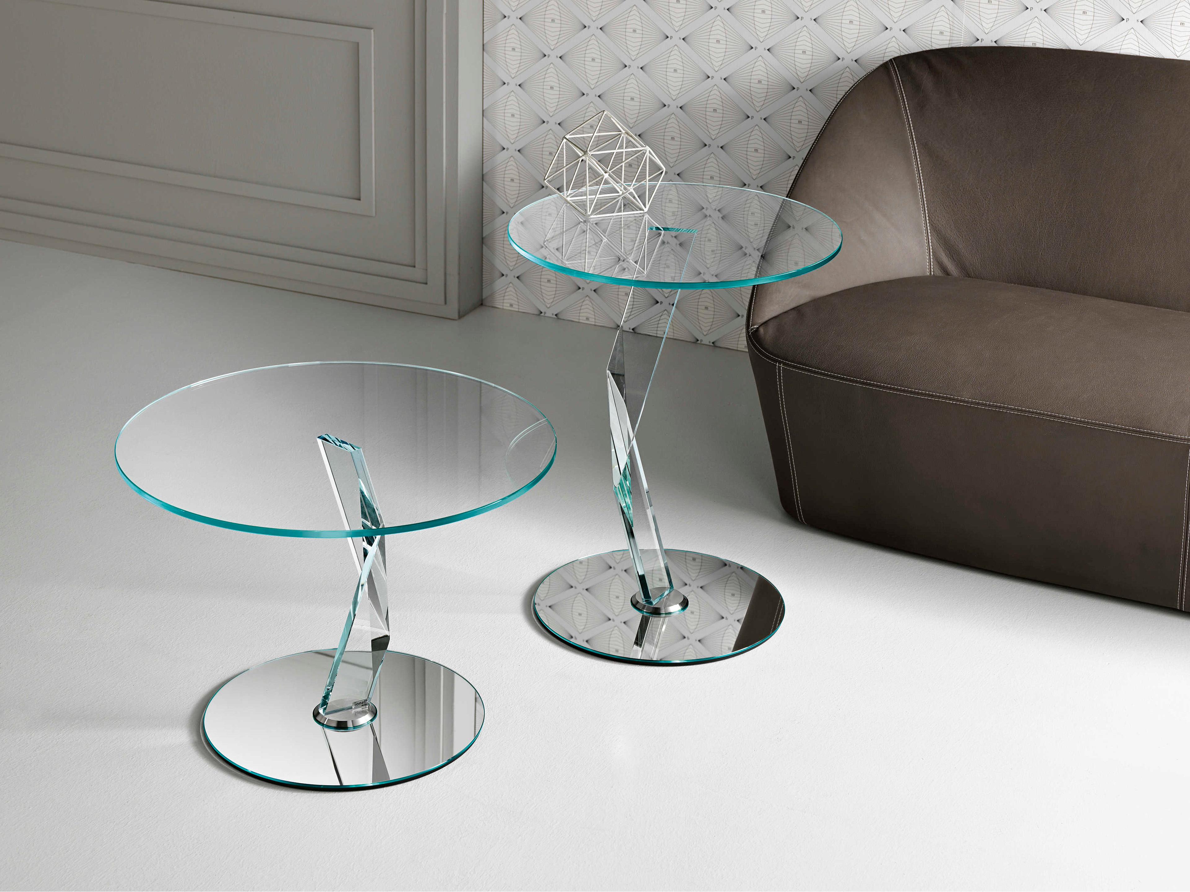 Tonelli Bakkarat Round Glass End Table