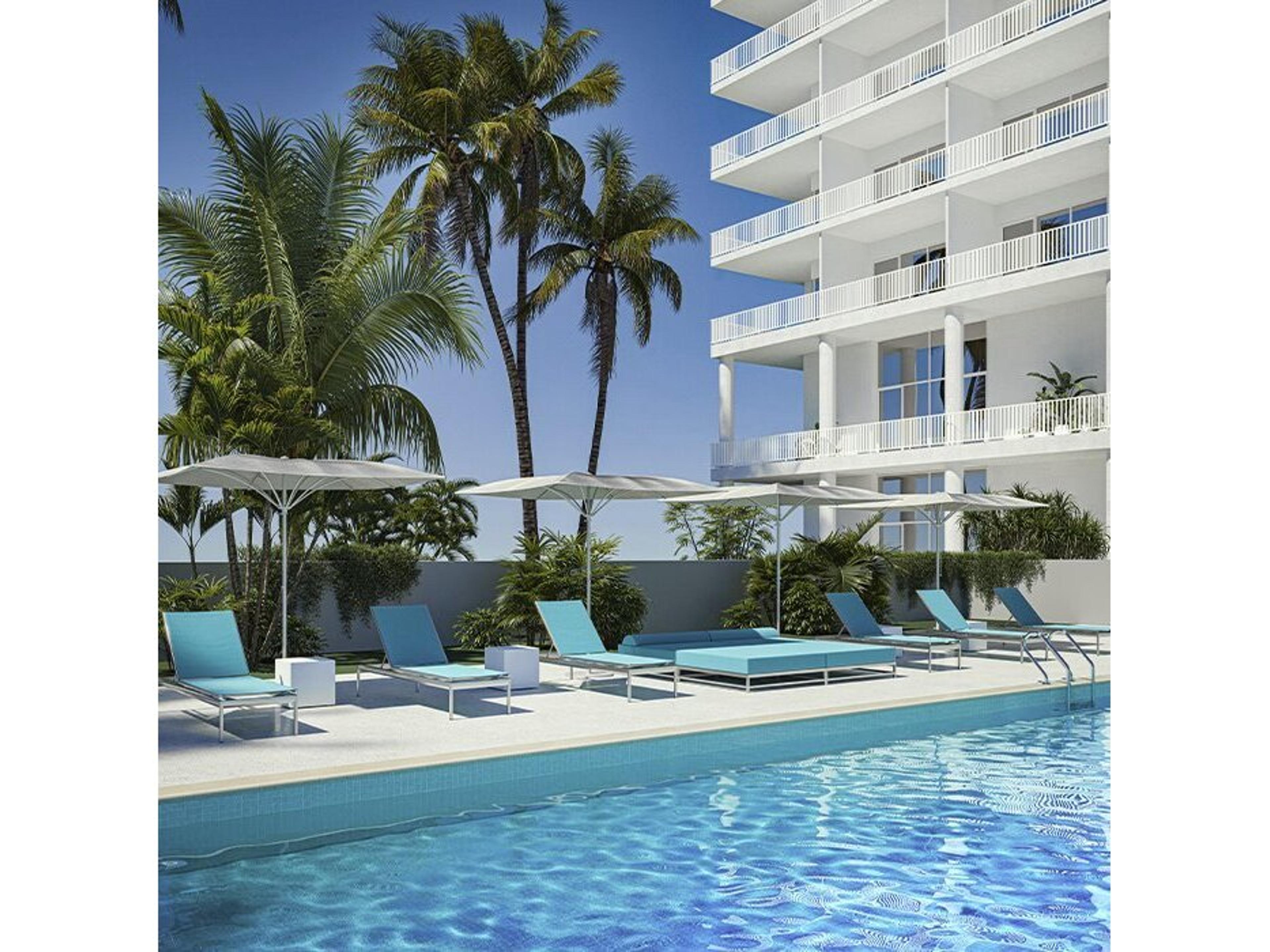 Cabana Club  Sling Lounge Set