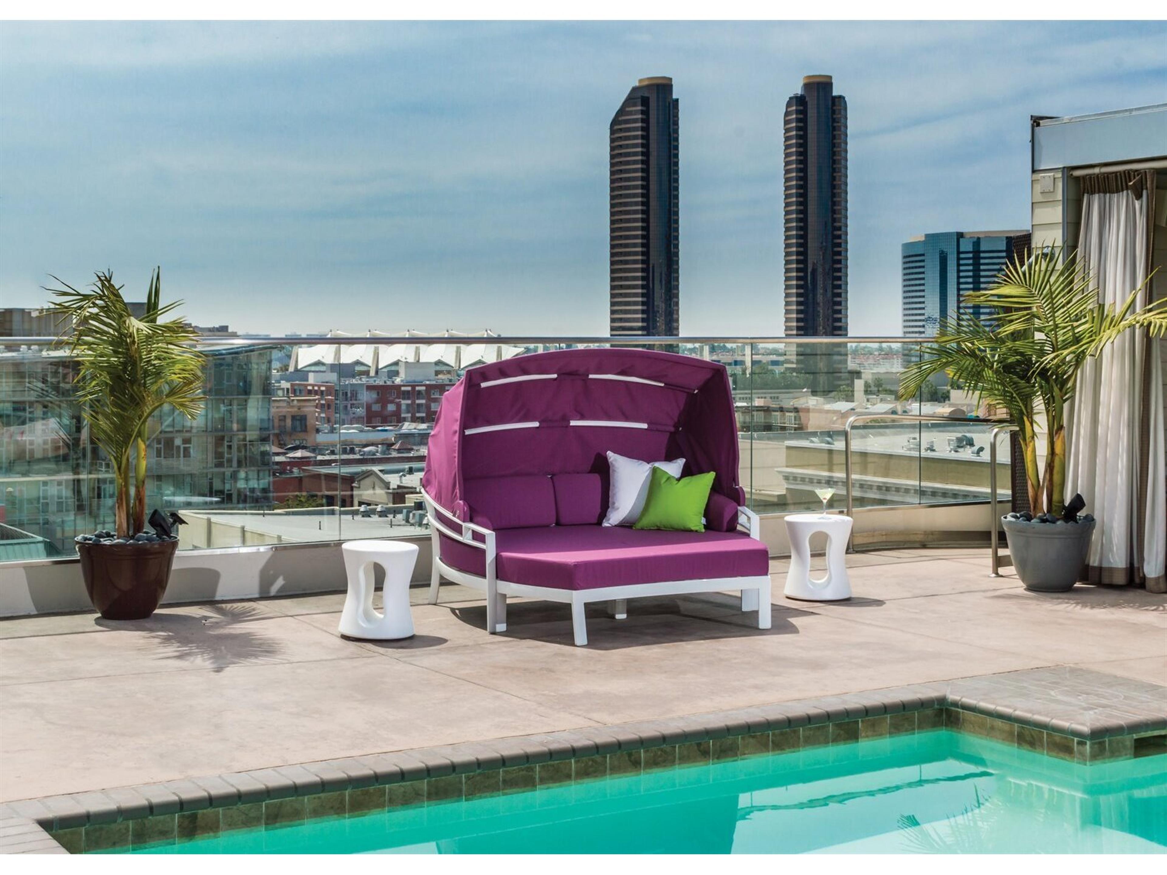 Kor Cushion Aluminum Lounge Set