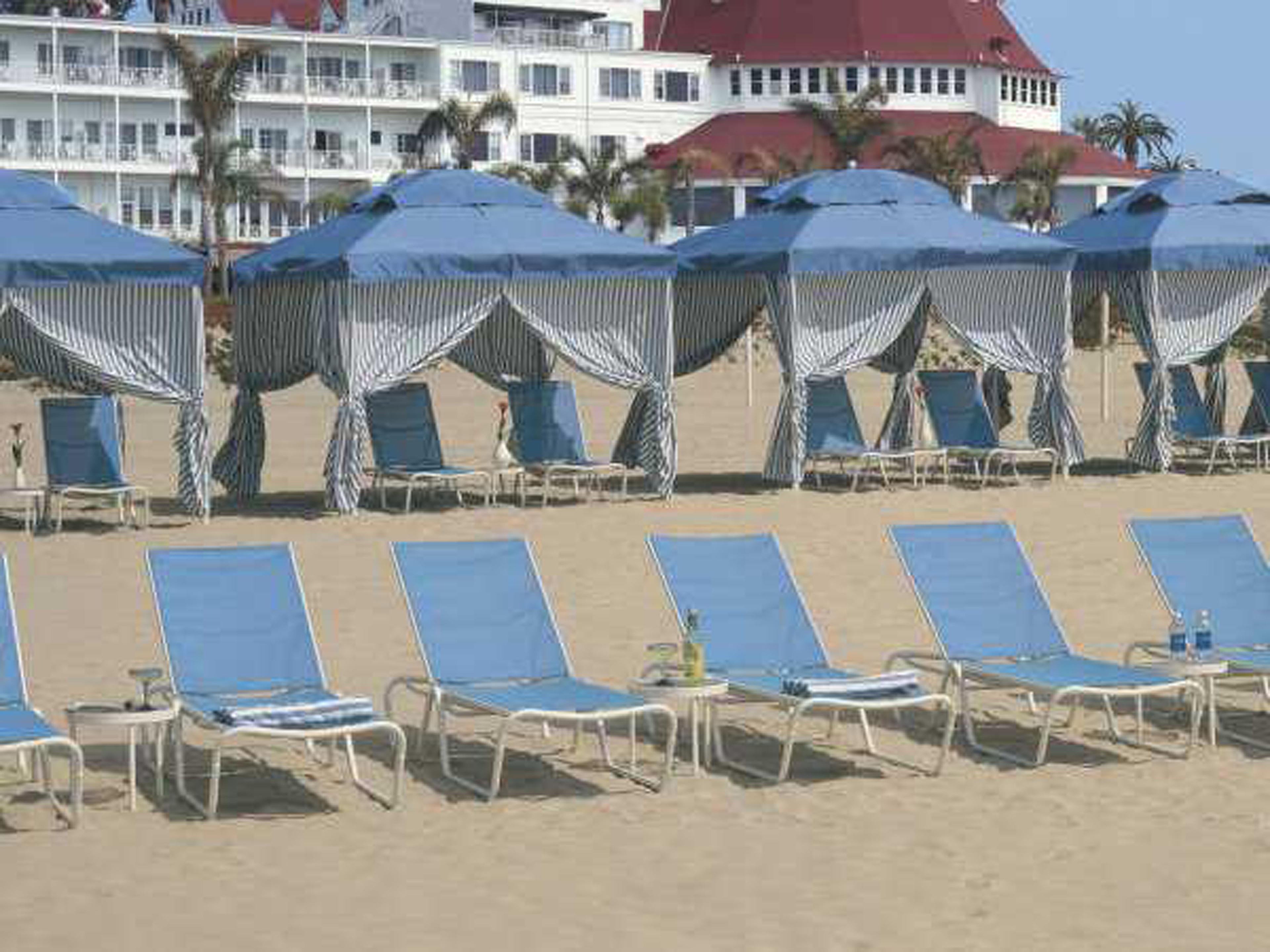 Millennia Relaxed Sling Aluminum Patio Lounge Set