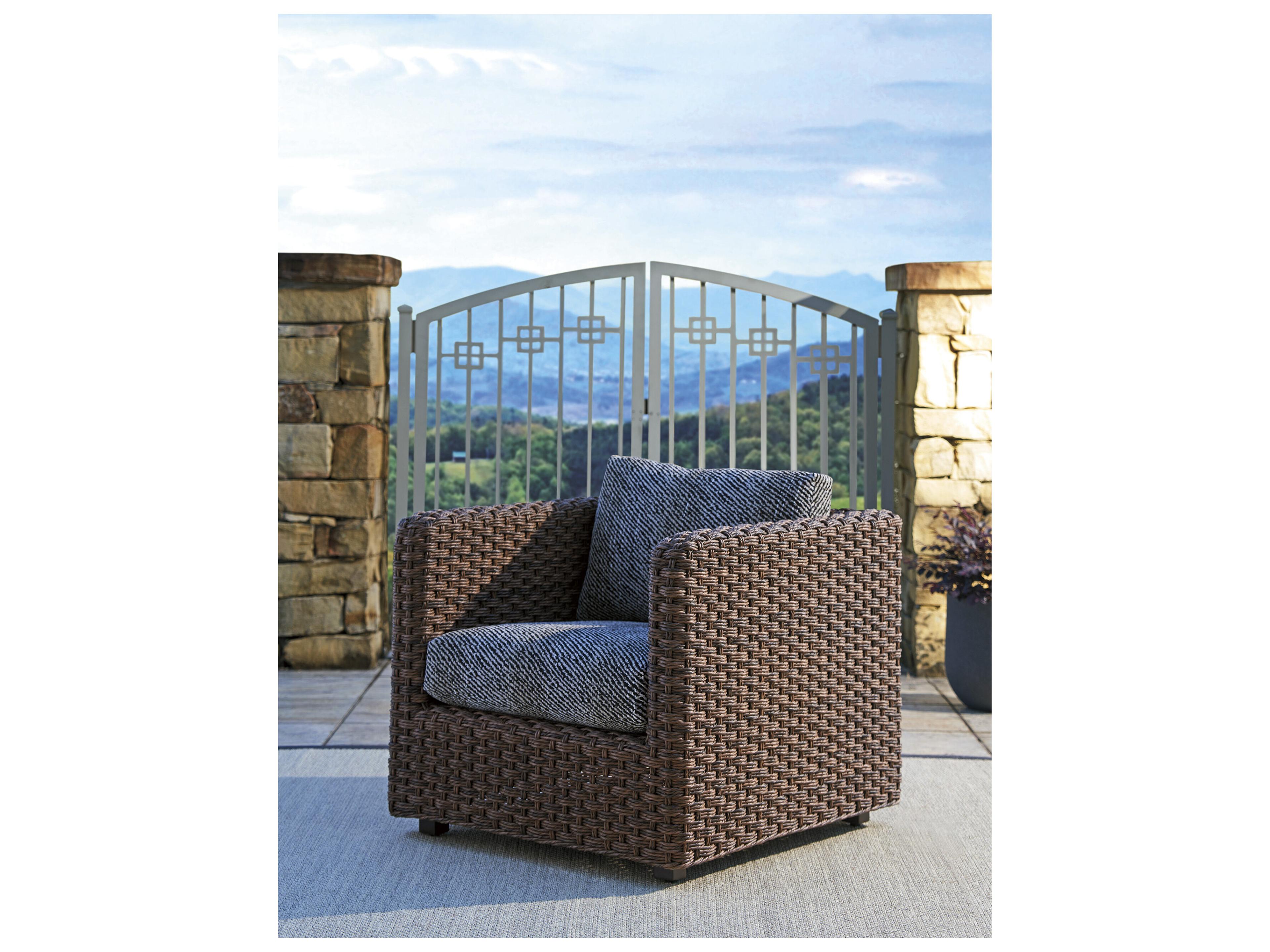 Tommy Bahama Outdoor Kilimanjaro Wicker Rich Tobacco Lounge Chair