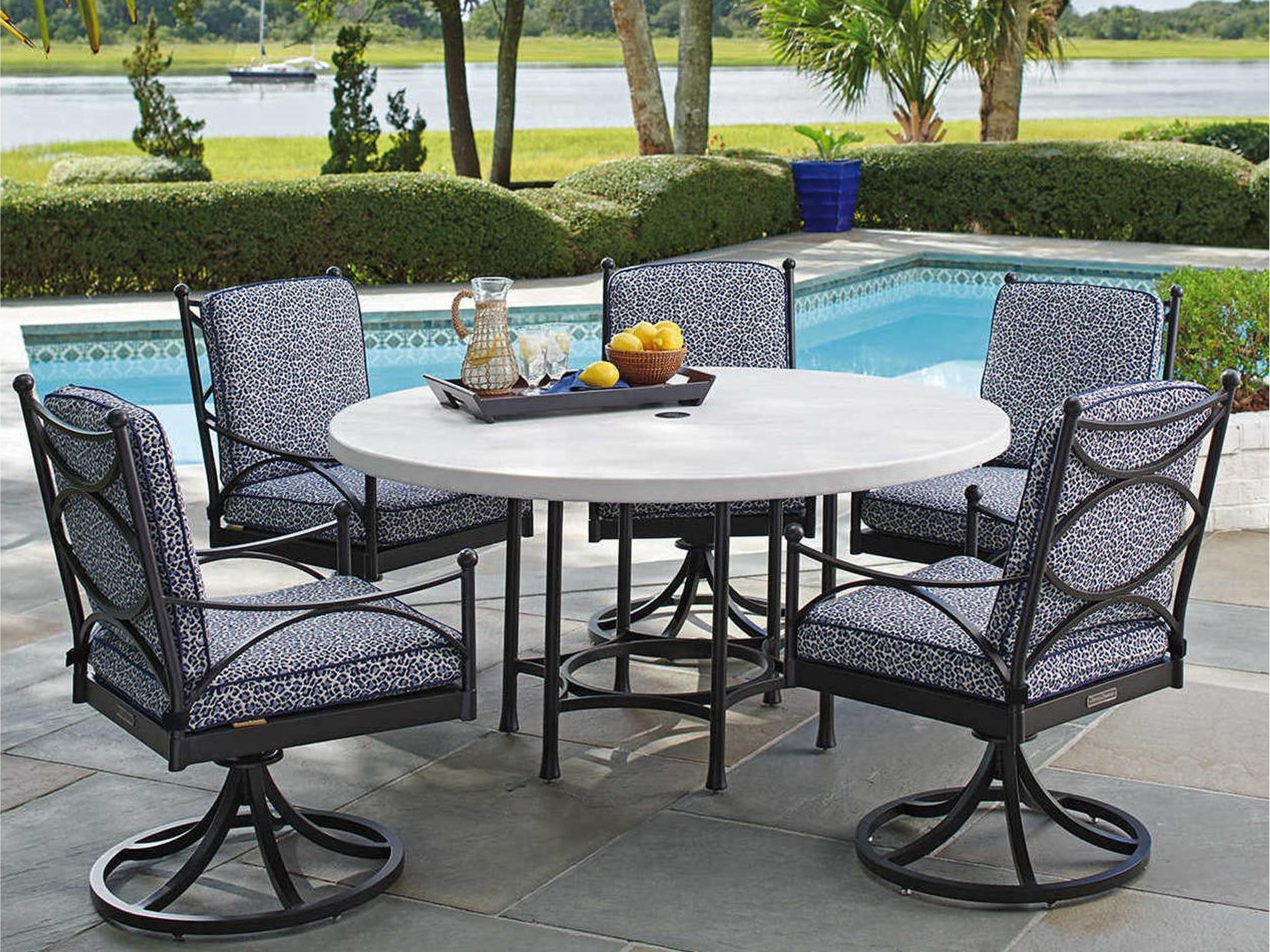 Pavlova Aluminum Dining Set