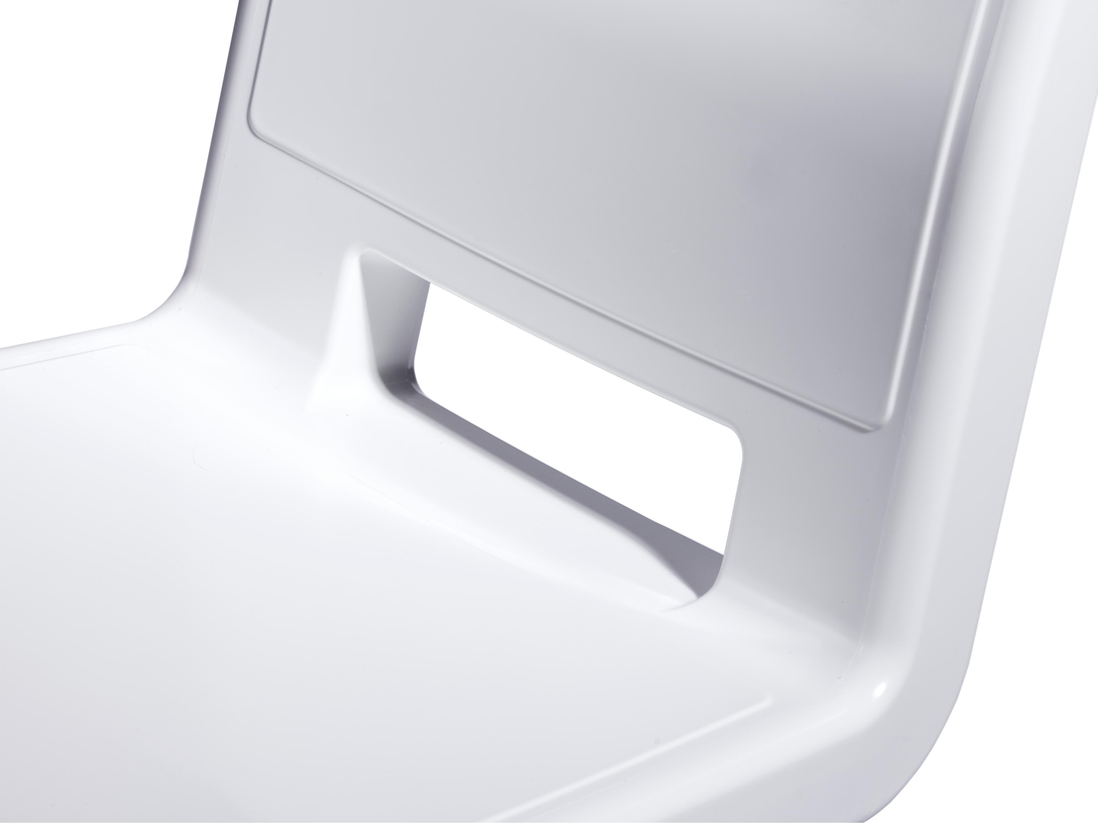 Tupelo Goods Fresco Marine Grade Polyethylene Lounge Chair in Highcloud White