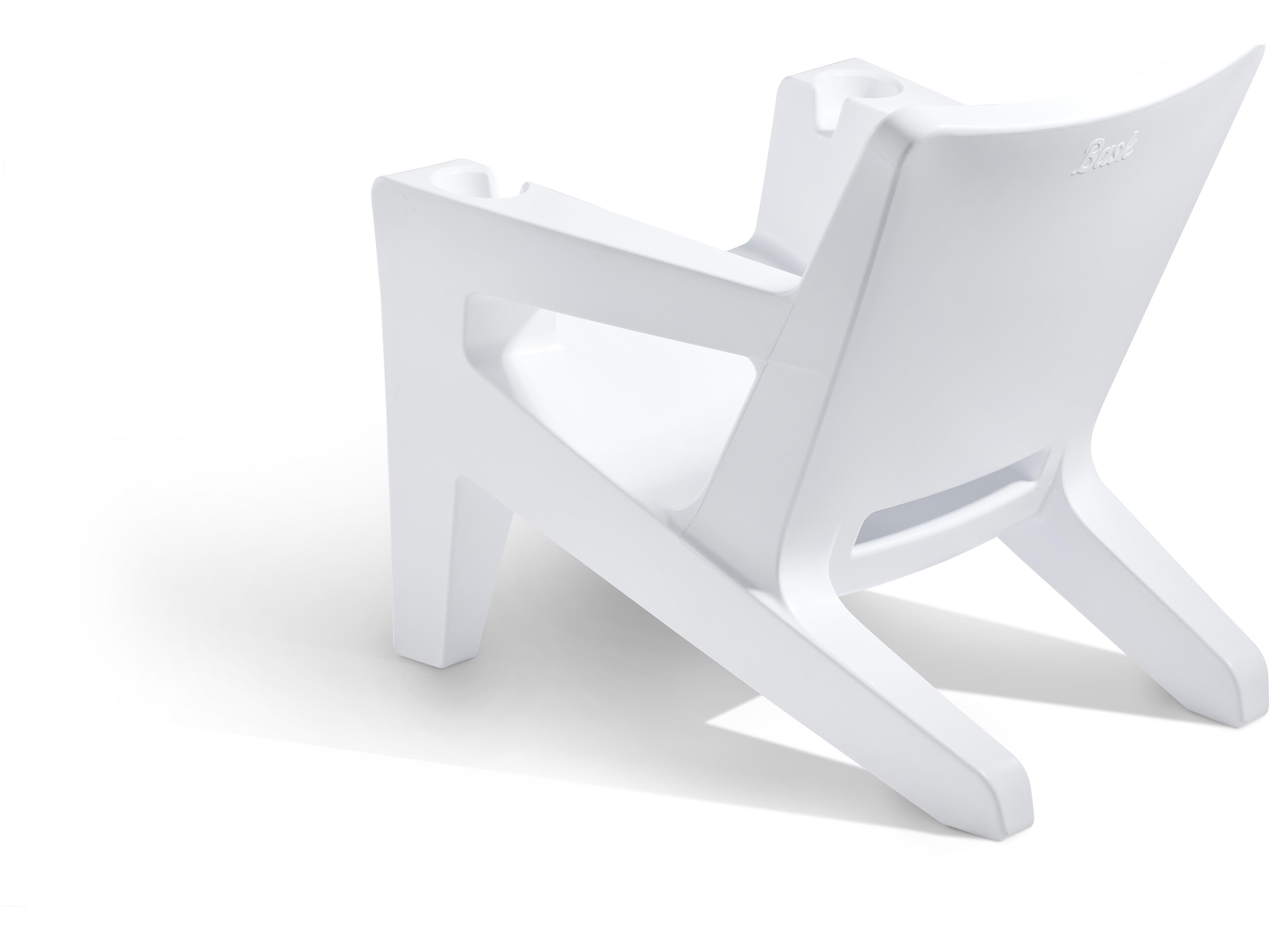 Tupelo Goods Bask Marine Grade Polyethylene Lounge Chair in Highcloud White