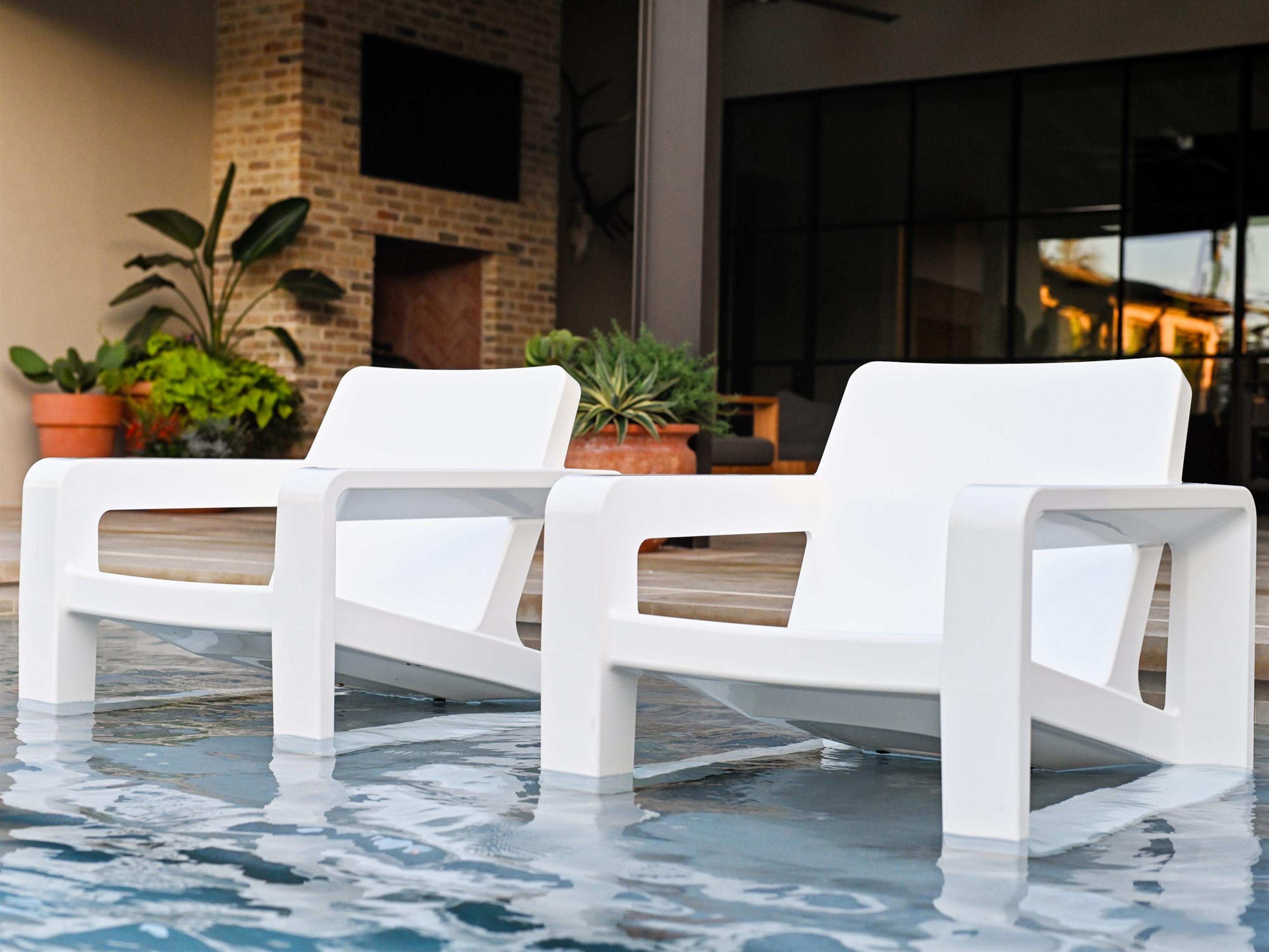 Deck Marine Grade Polyethylene Lounge Set