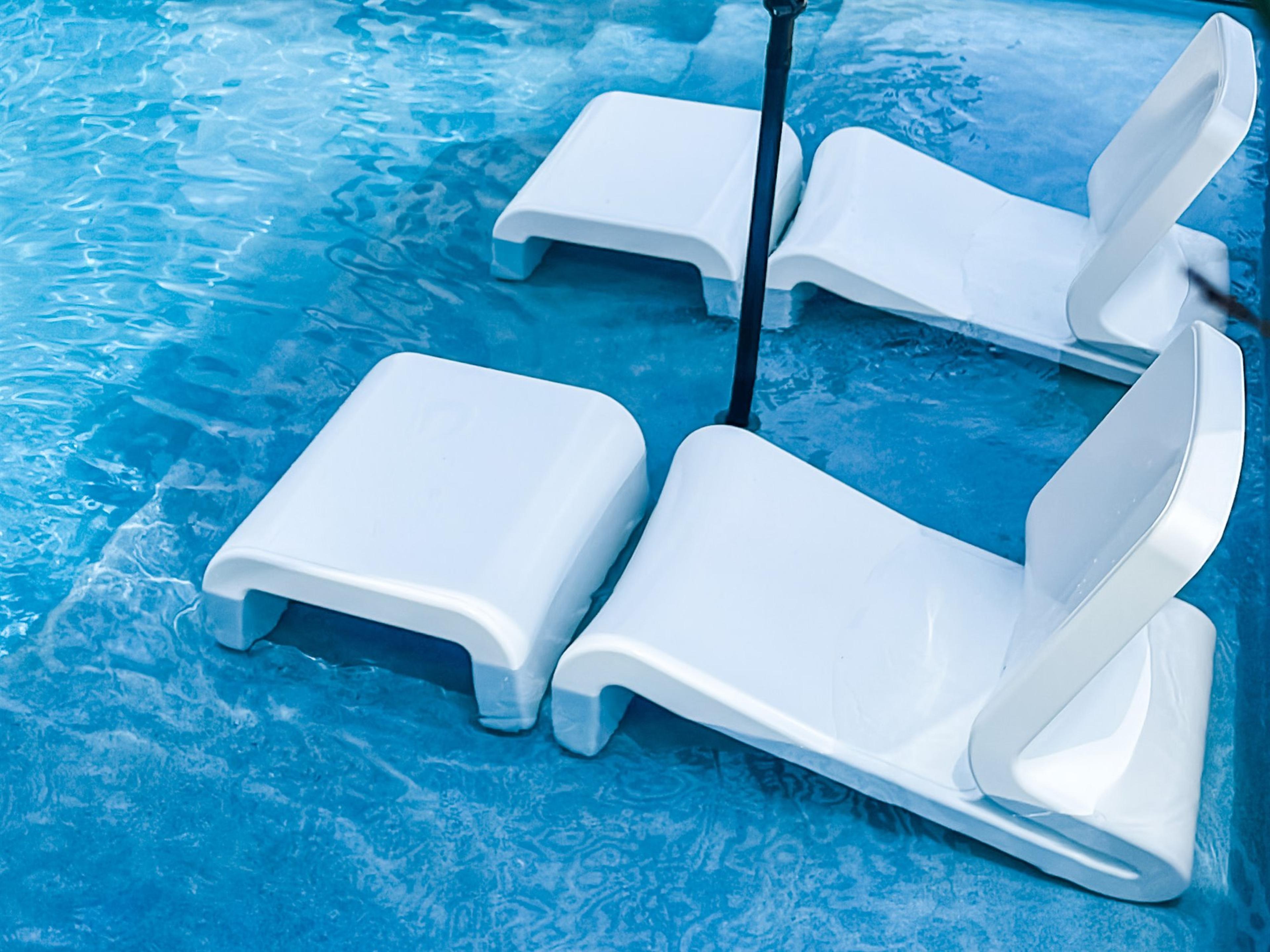 Line Marine Grade Polyethylene Lounge Set