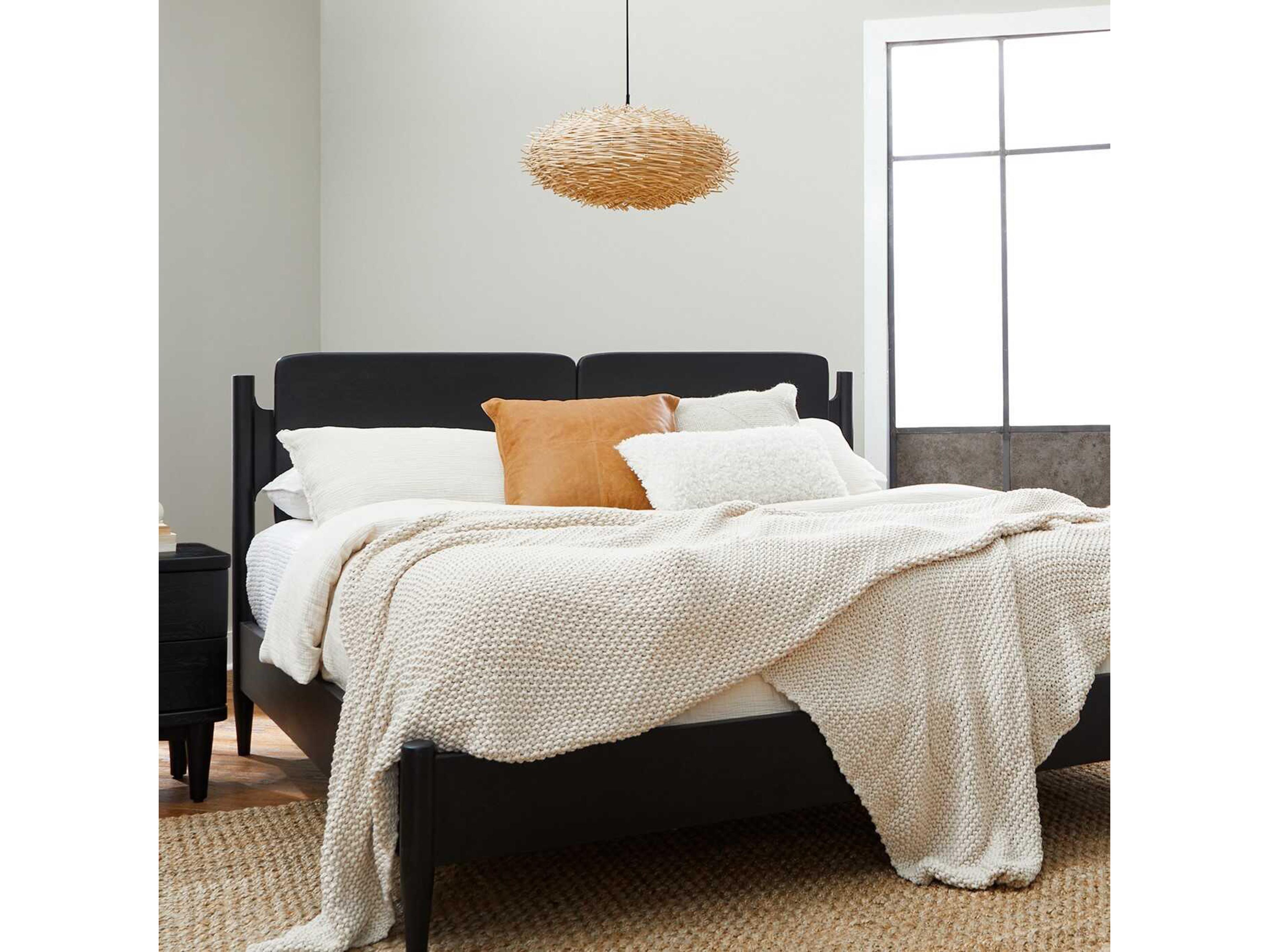 Union Home Nest Natural Brown Pendant