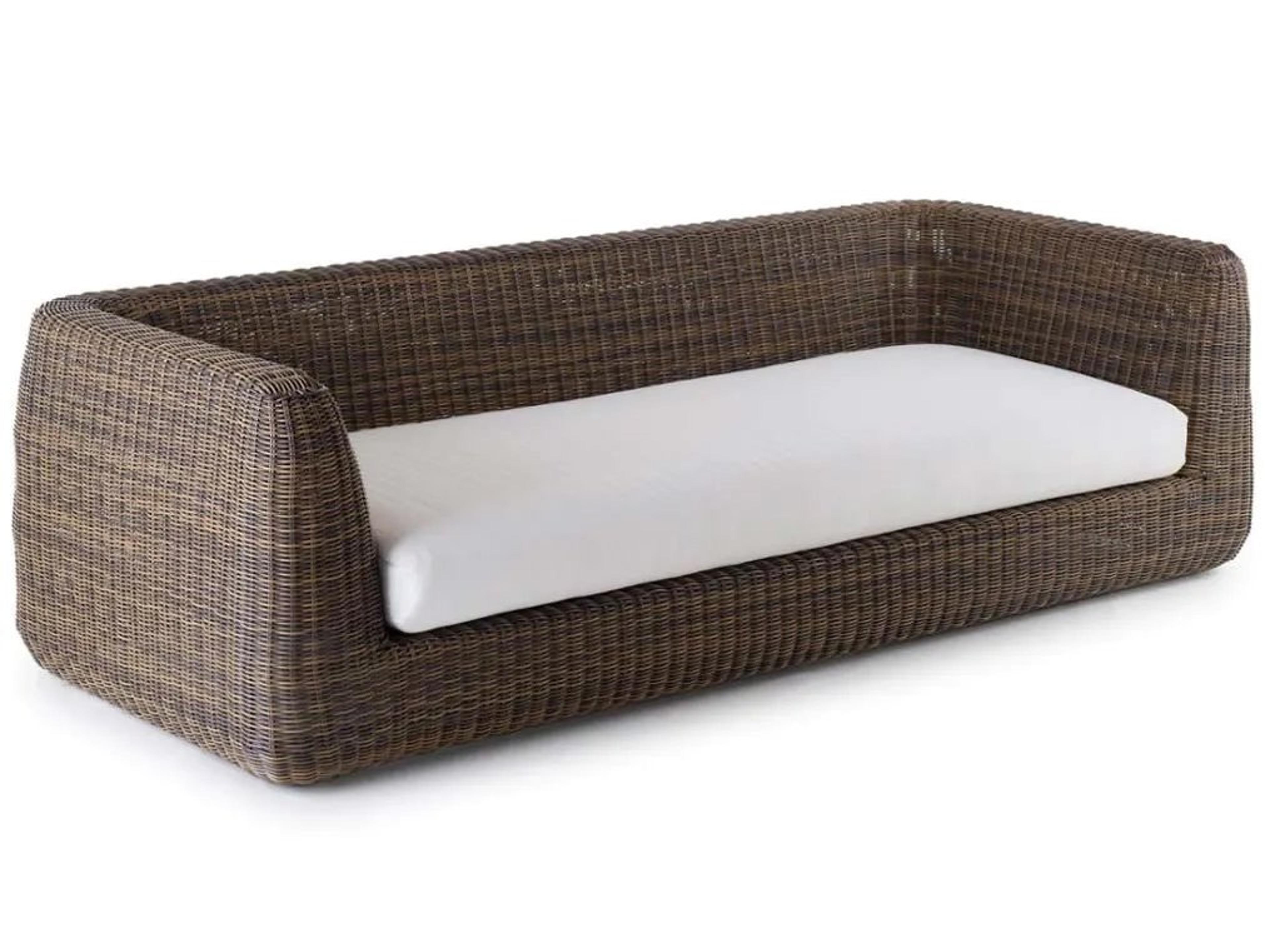 Agora Sofa n WaProlace