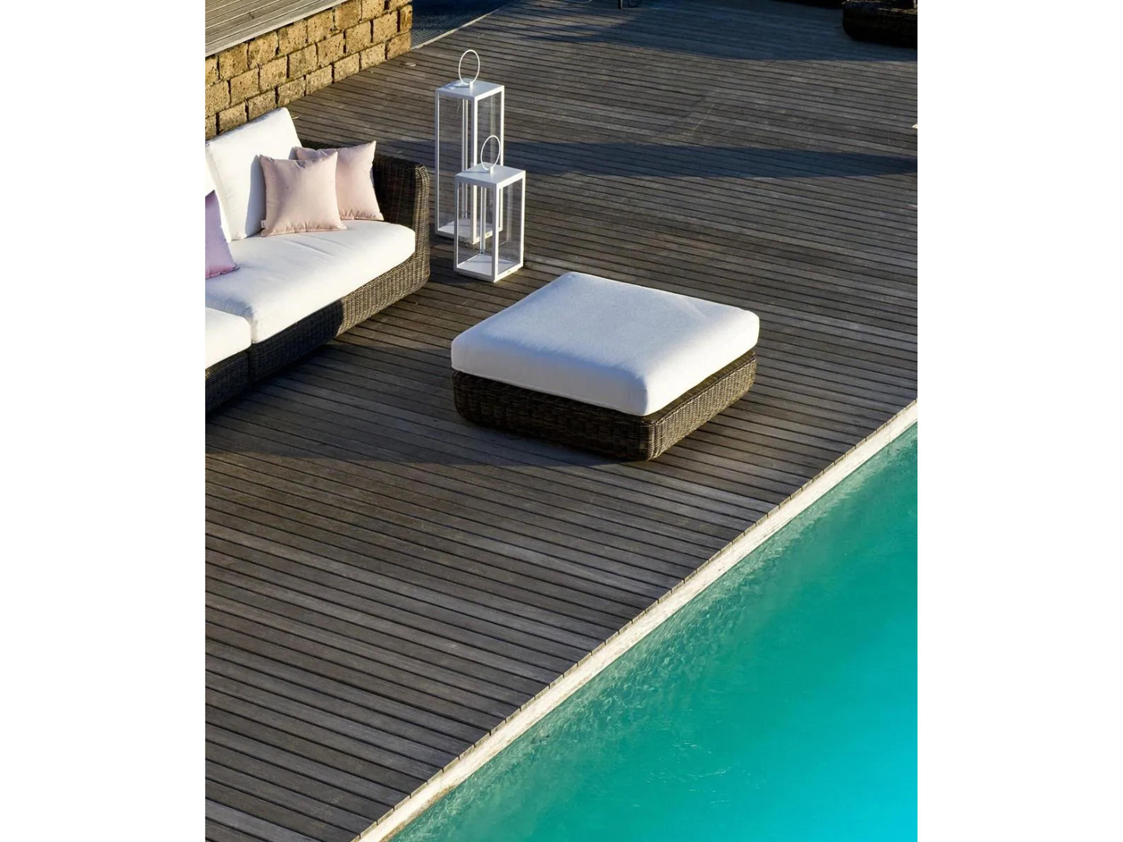 UnoPiu Agora Square Coffee Table in WaProLace