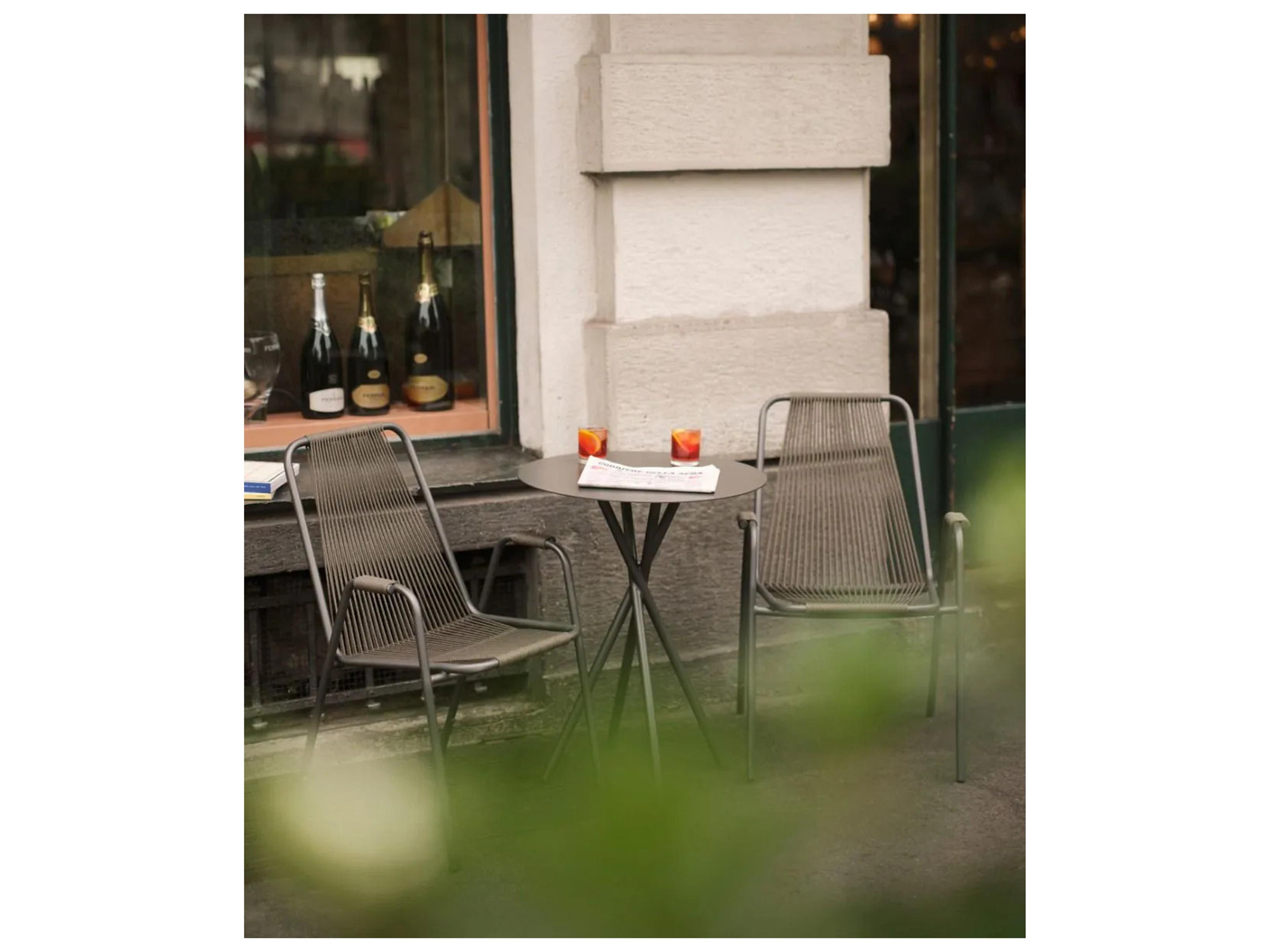 UnoPiu Coco Table in steel