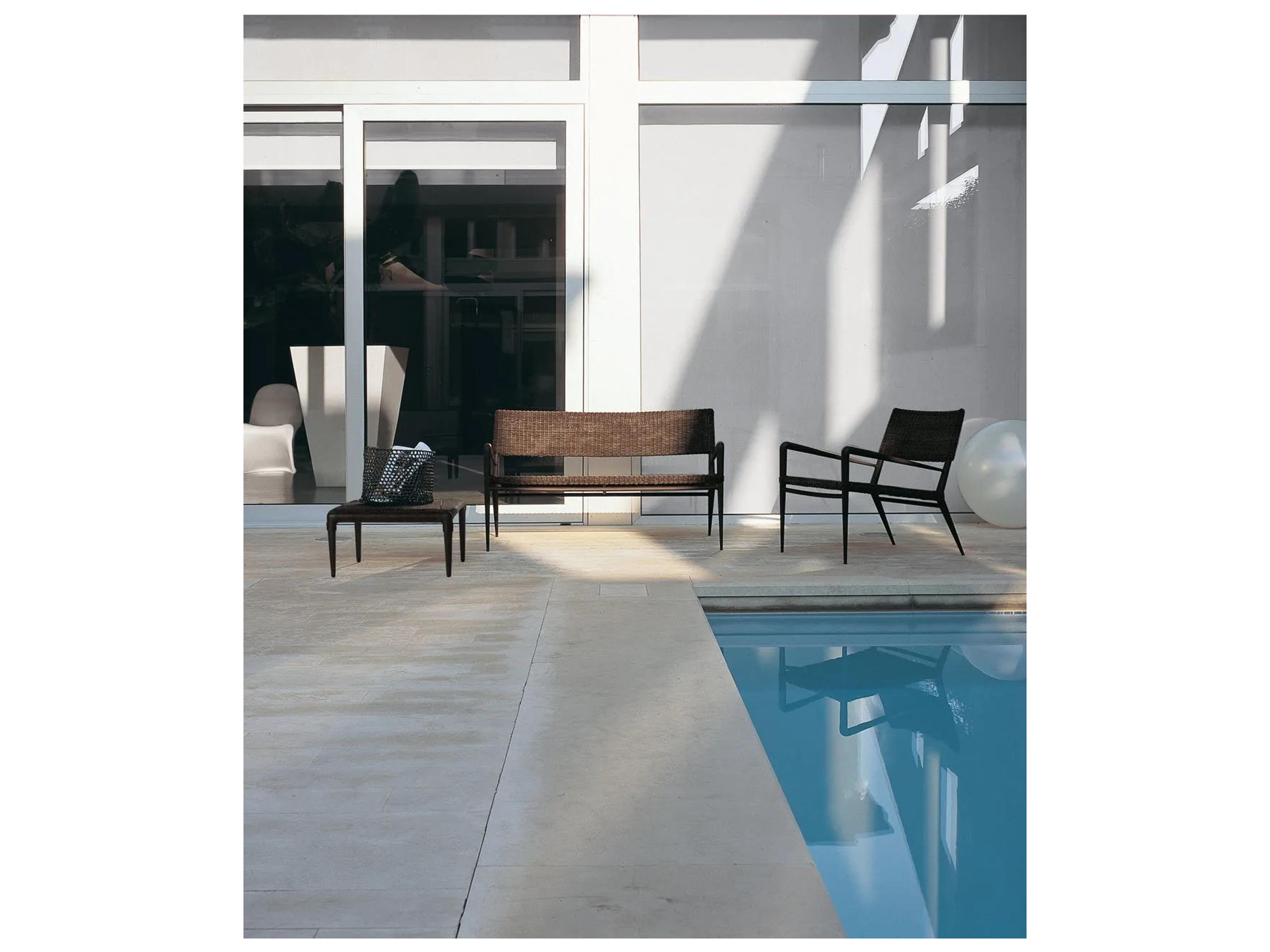 UnoPiu Experience Aluminum Sofa