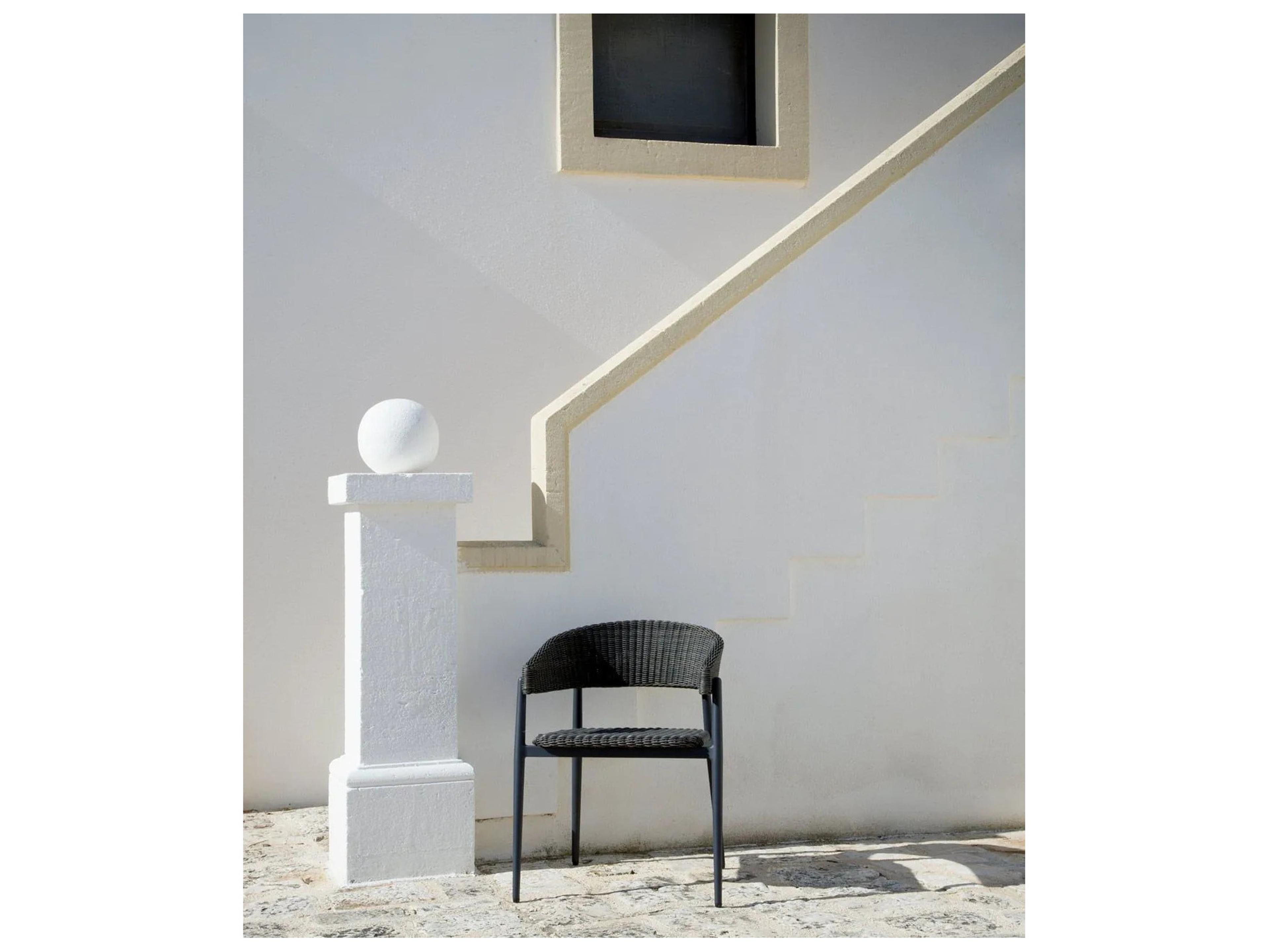 UnoPiu Experience Aluminum Small Armchair