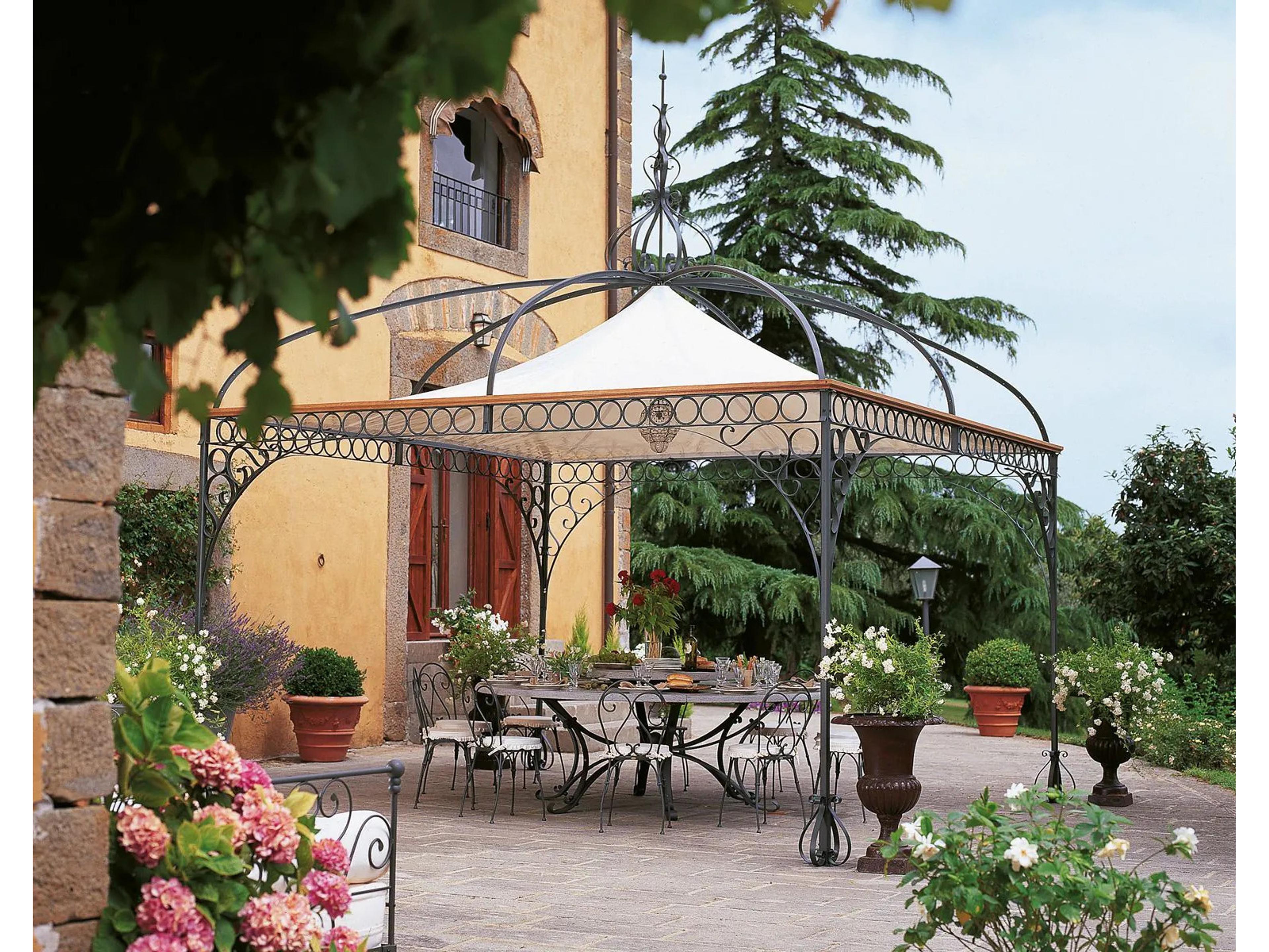 UnoPiu Tibsisco Iron Pavilion Complete with 4 Posts