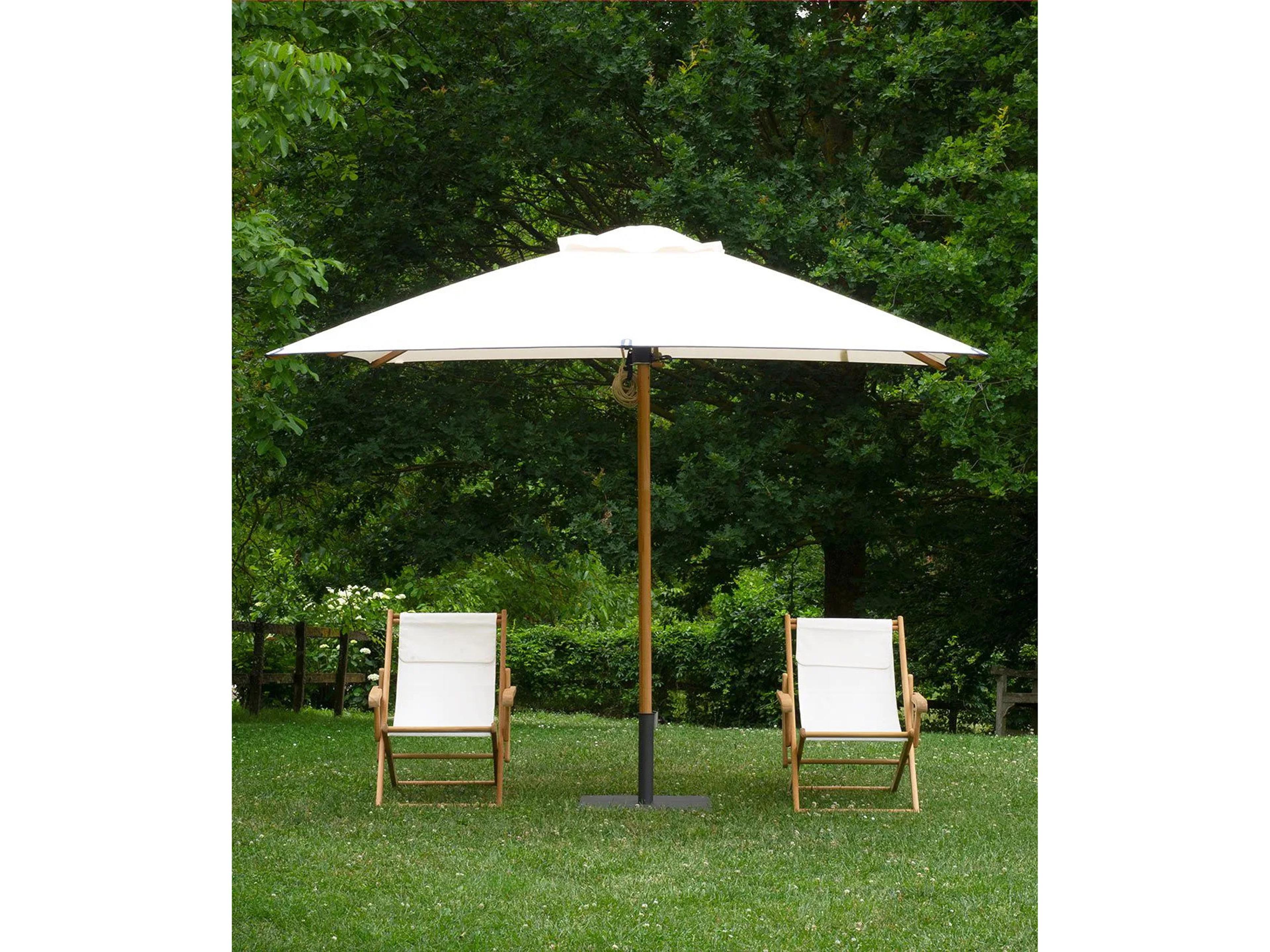 UnoPiu Damian Wood 118.11" Square Umbrella
