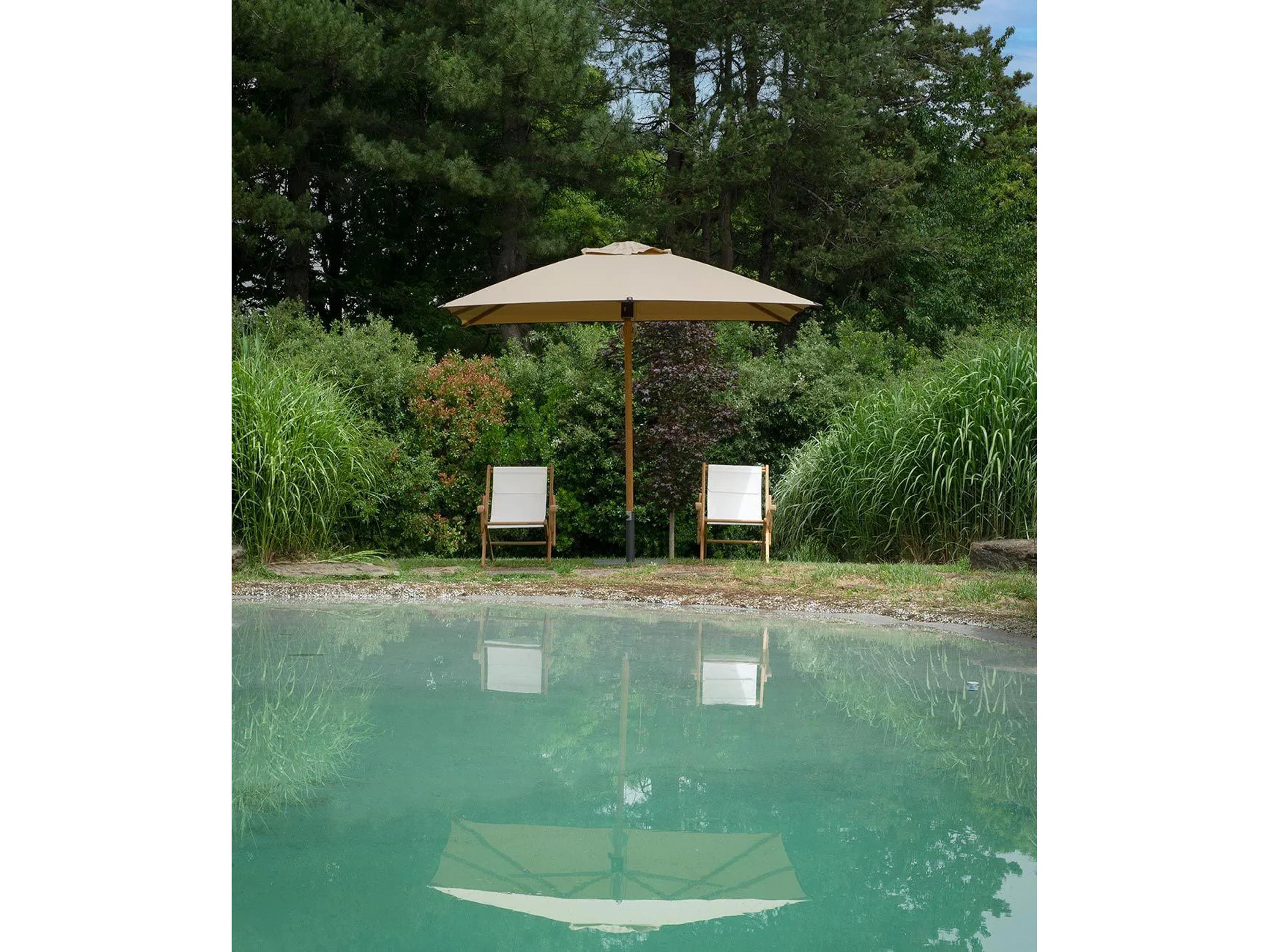 UnoPiu Damian Wood 118.11" Square Umbrella