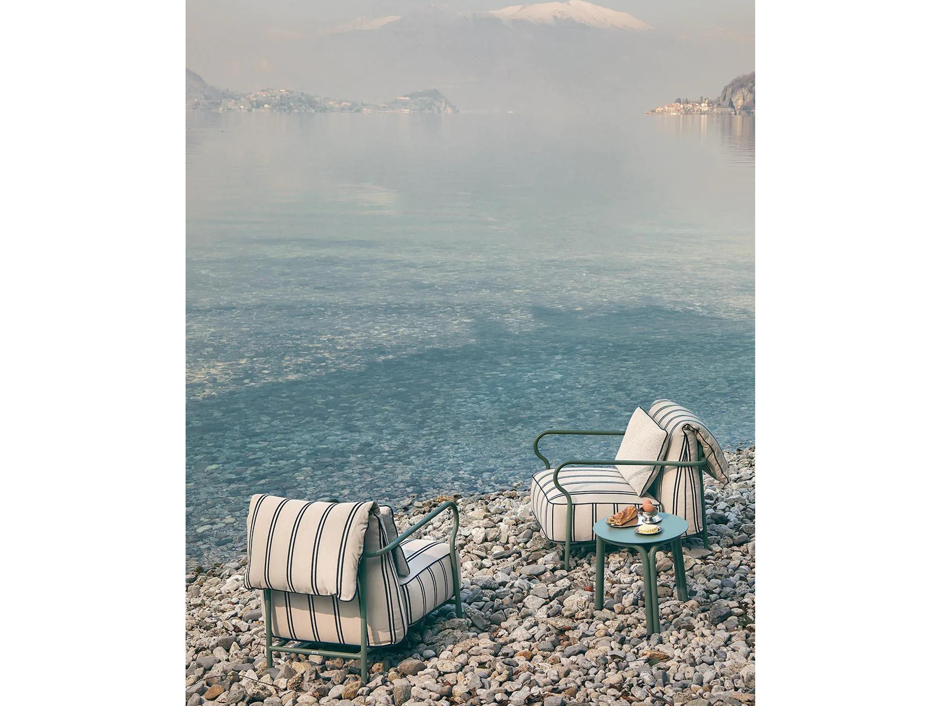 UnoPiu Salo Aluminum Terracotta Armchair with Cushions