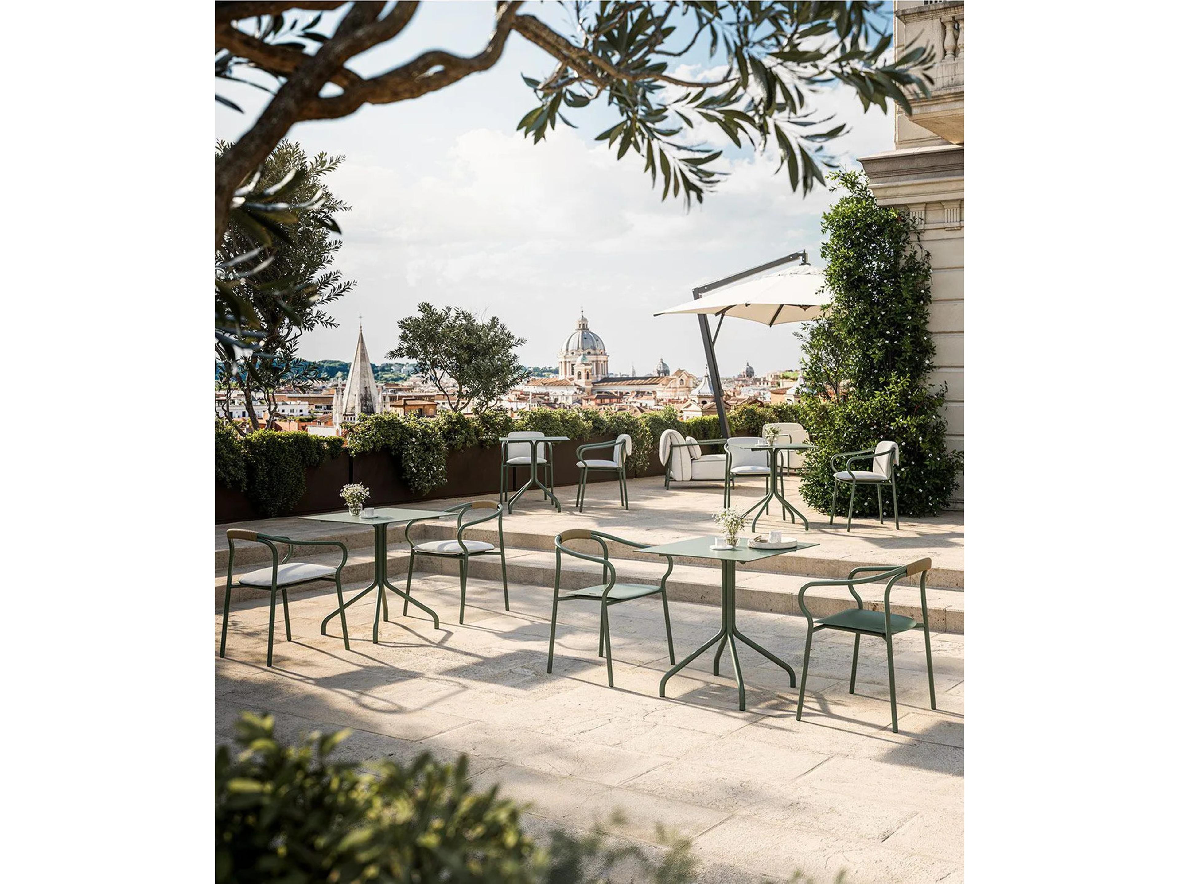 UnoPiu Salo Aluminum Square Bistro Table