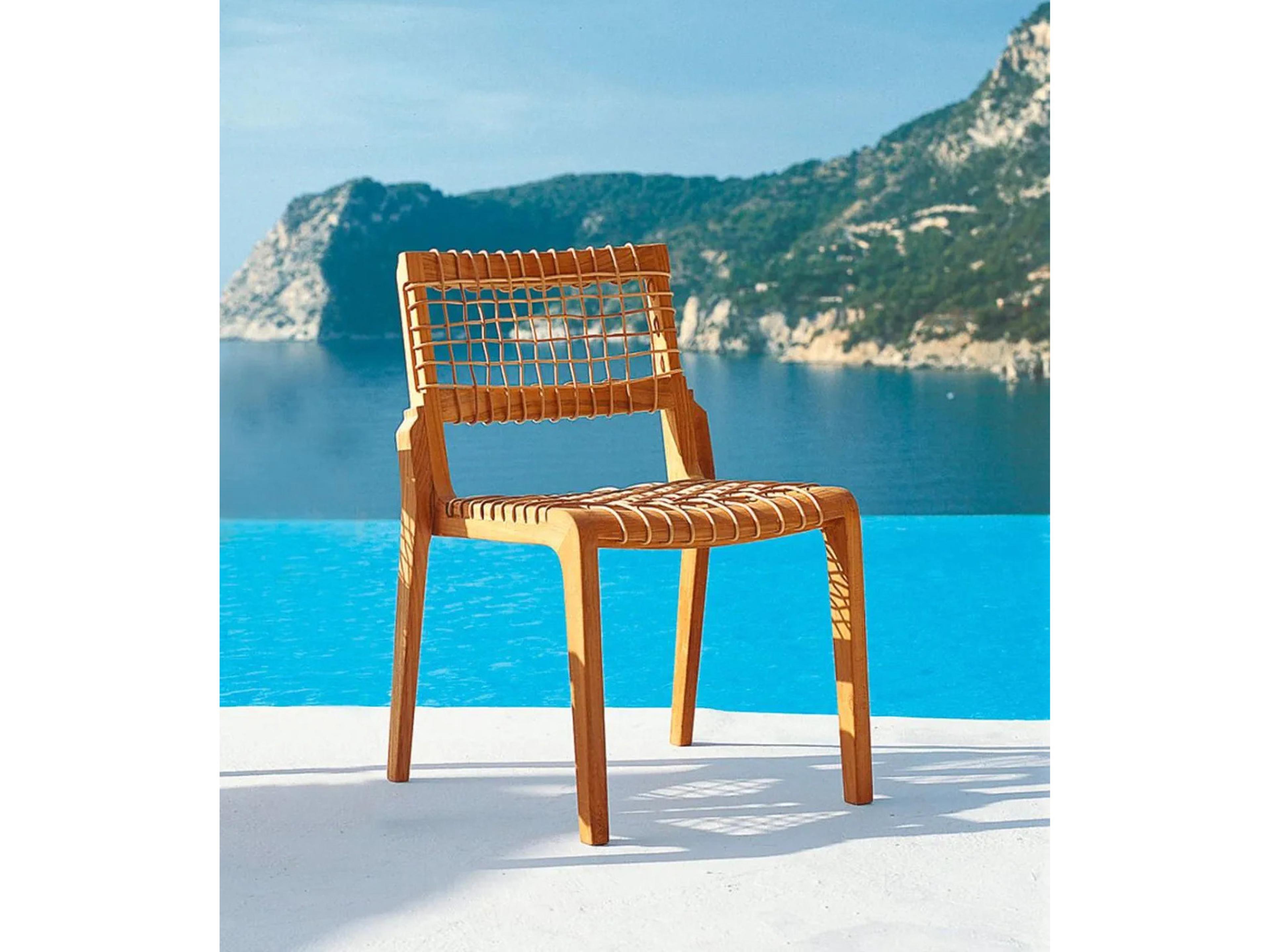 UnoPiu Synthesis Teak Chair