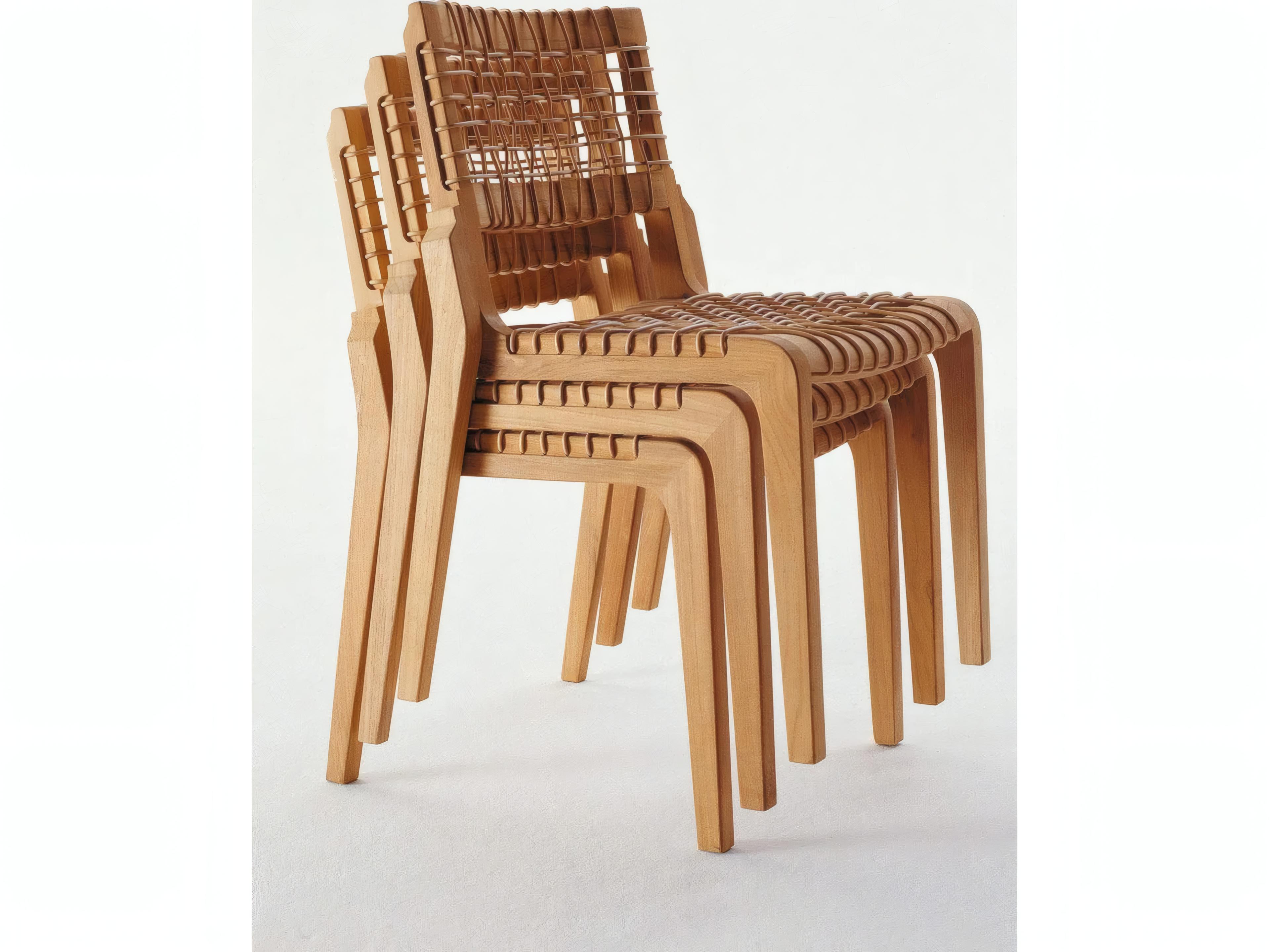 UnoPiu Synthesis Teak Chair