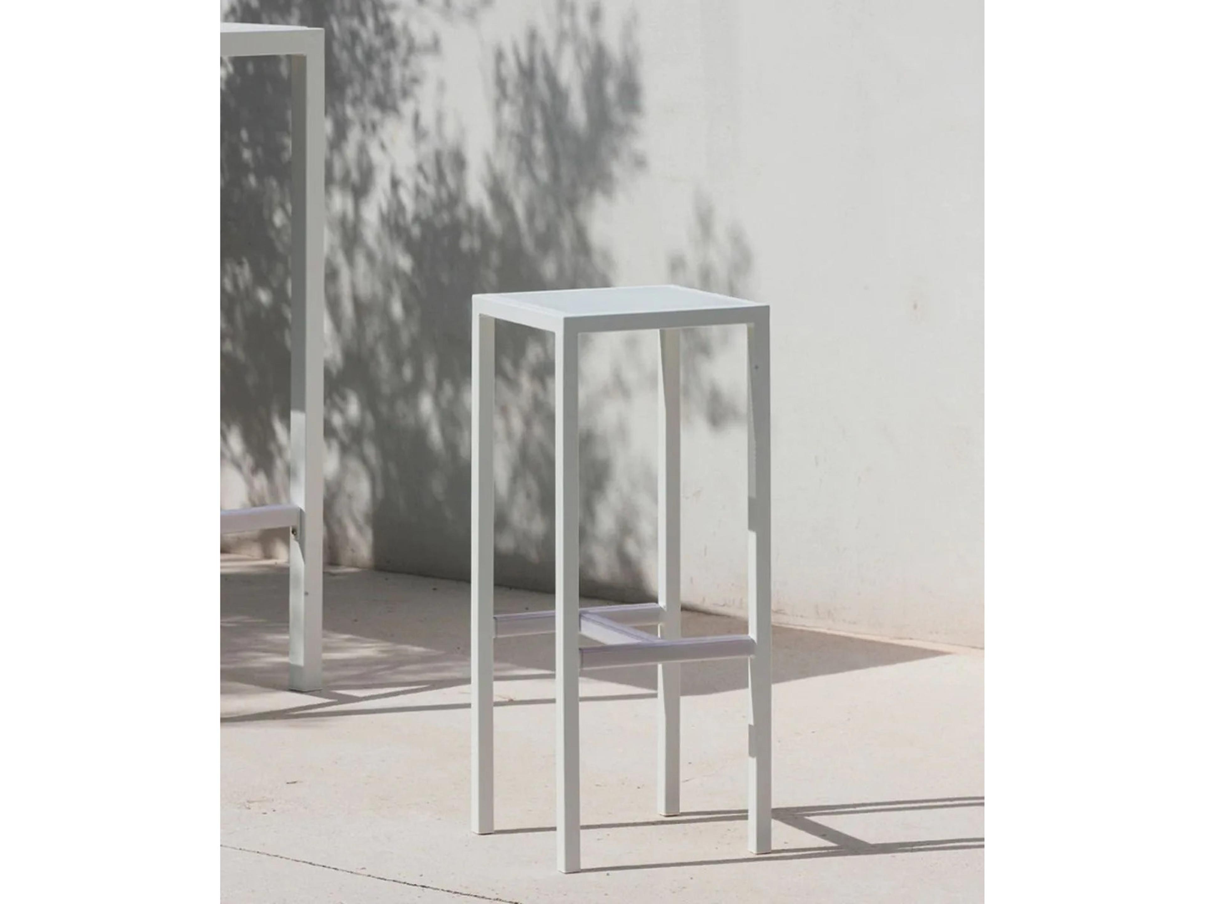 UnoPiu Conrad Wrought Iron Tall Stool