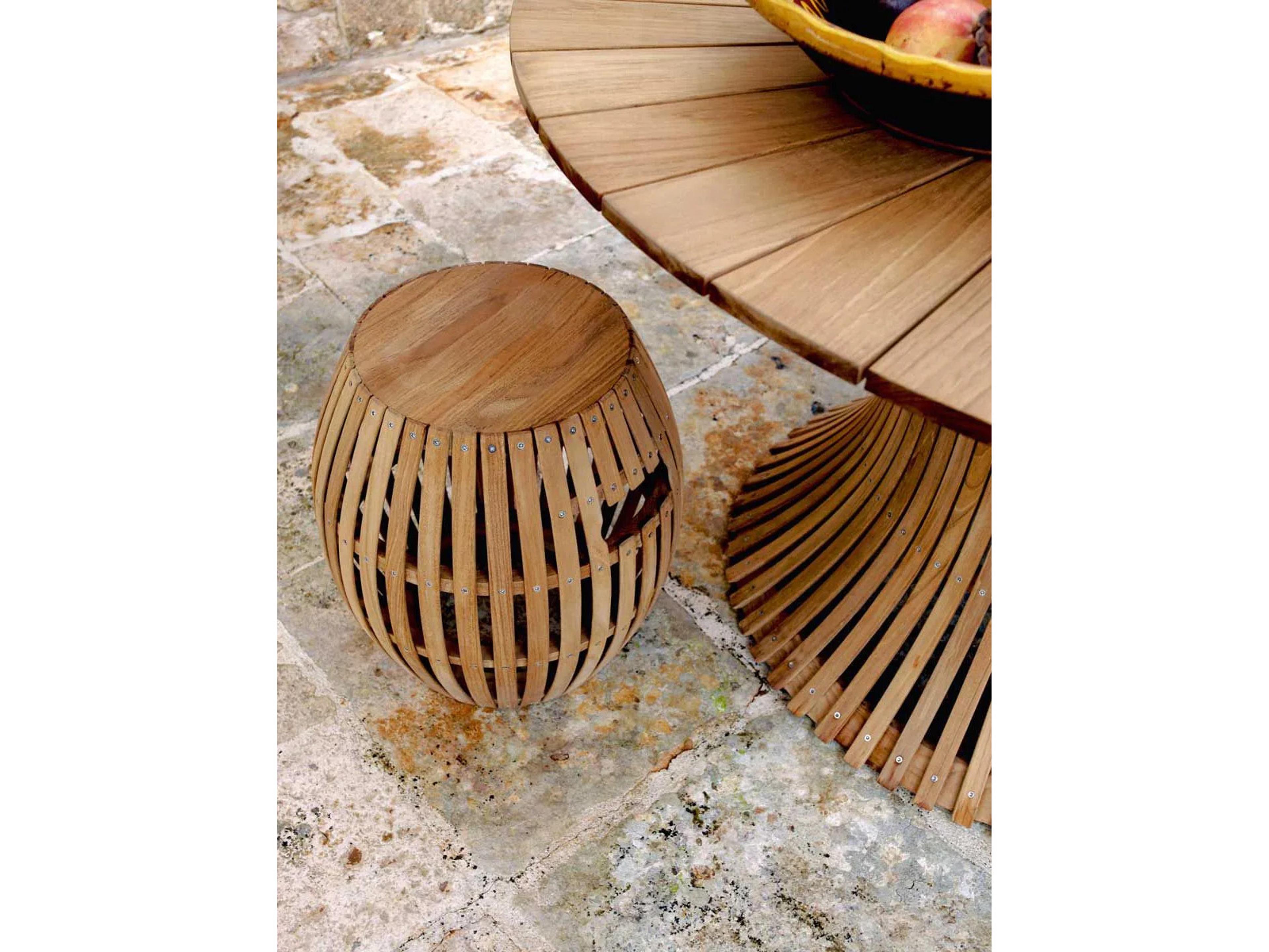 UnoPiu Swing Teak Stool
