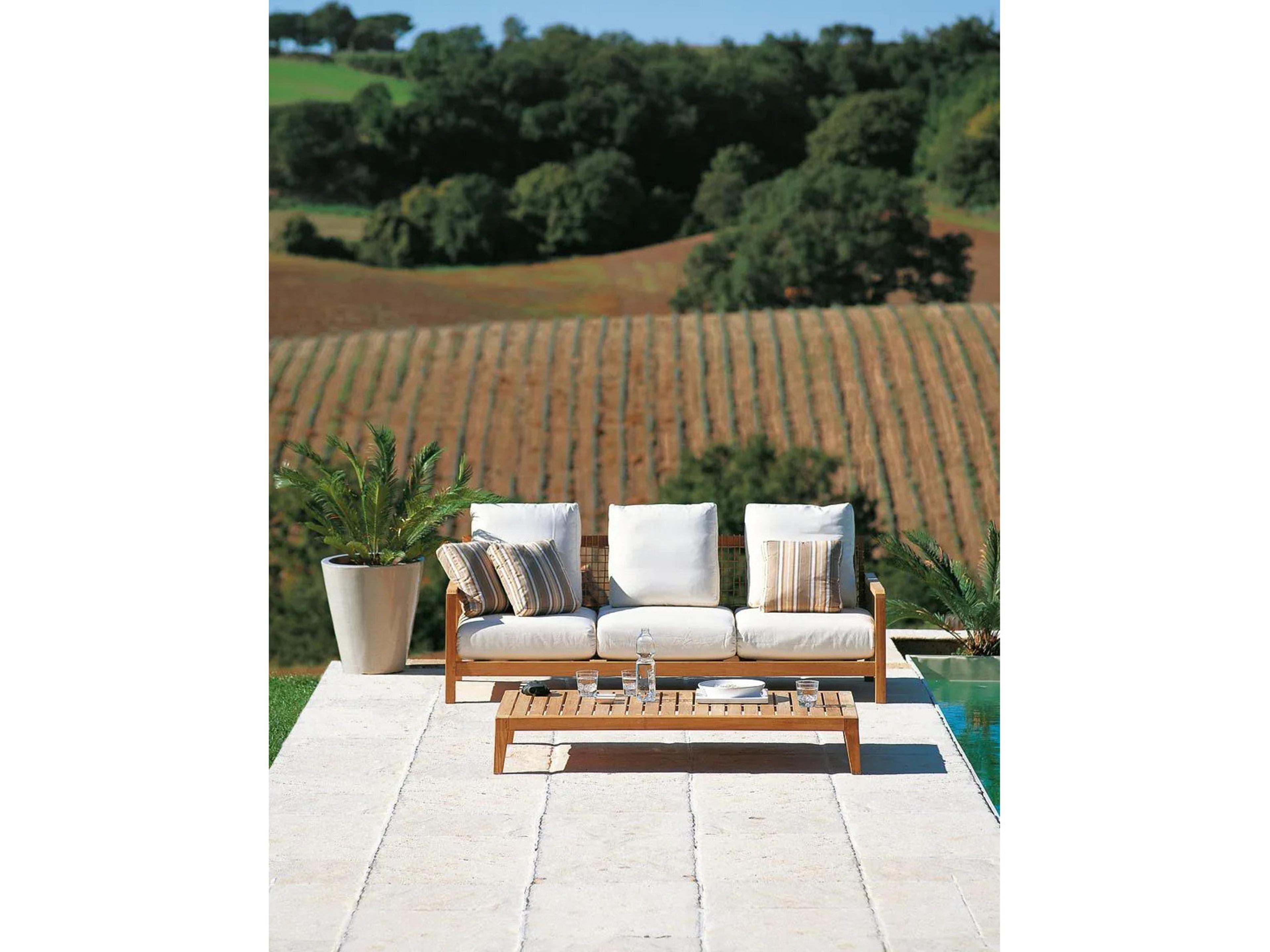 UnoPiu Synthesis Teak Sofa