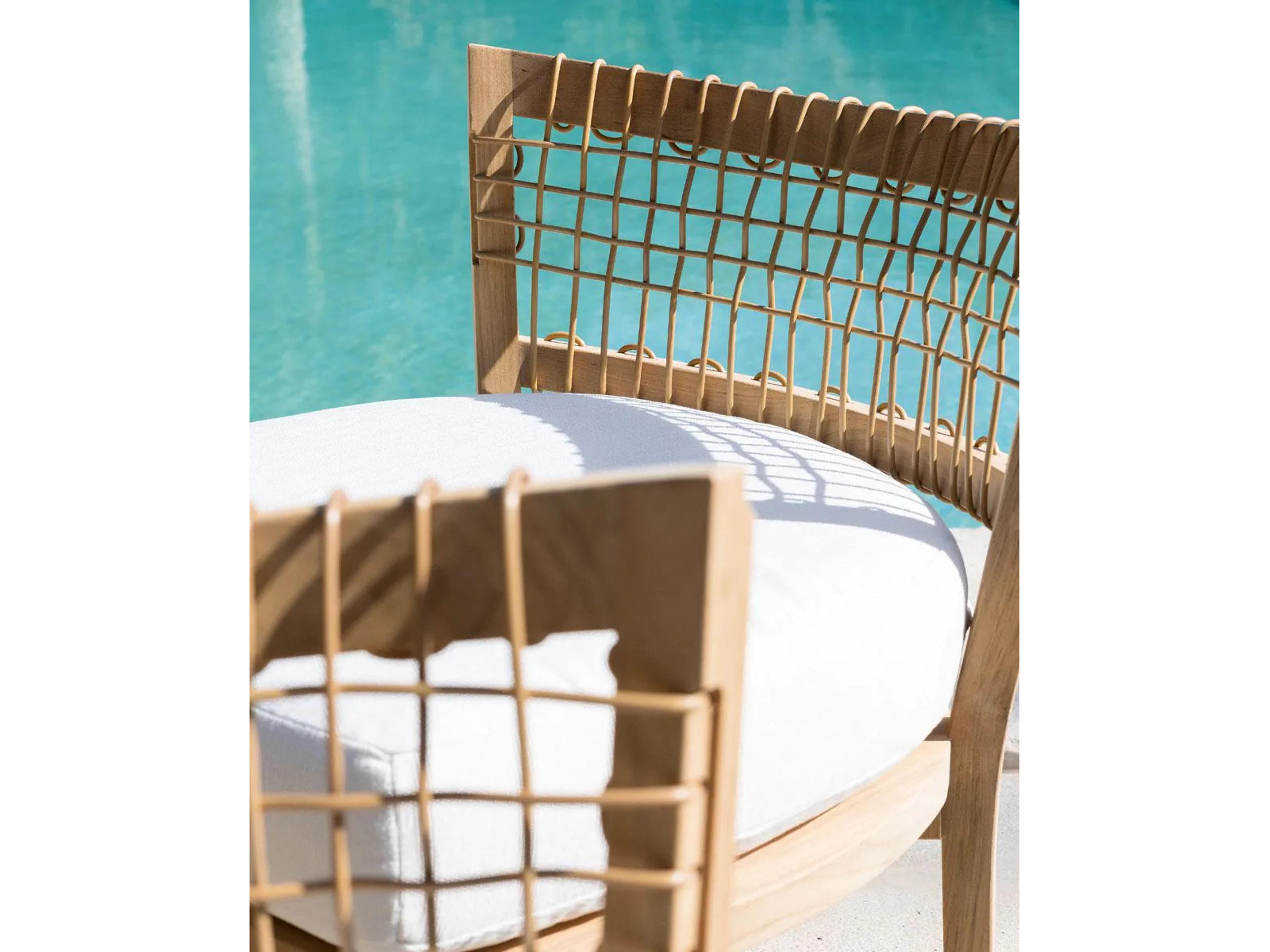 UnoPiu Synthesis Teak Low Lounge Chair