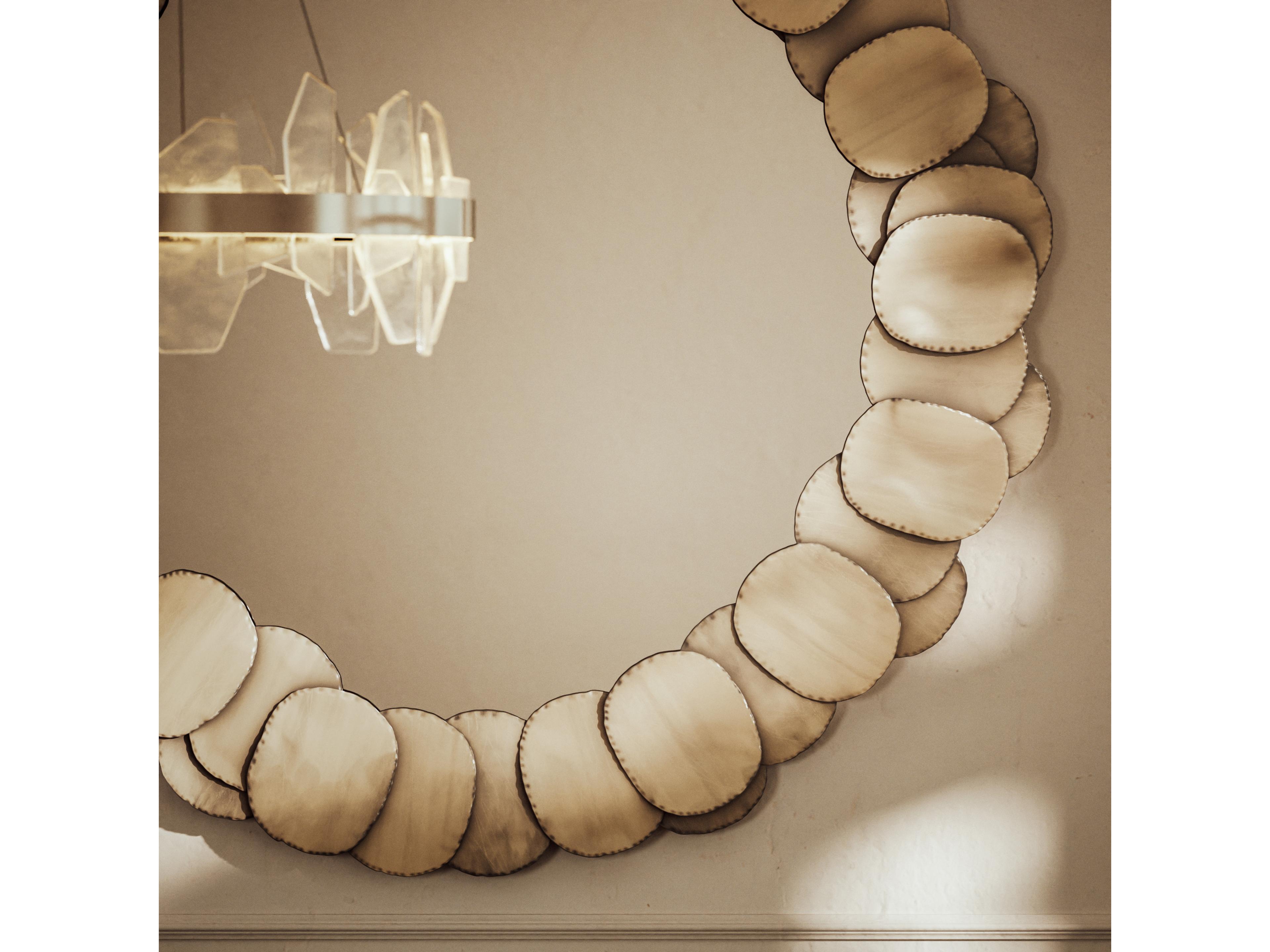 Urbia Elements Suri Round Antique Brass Wall Mirror