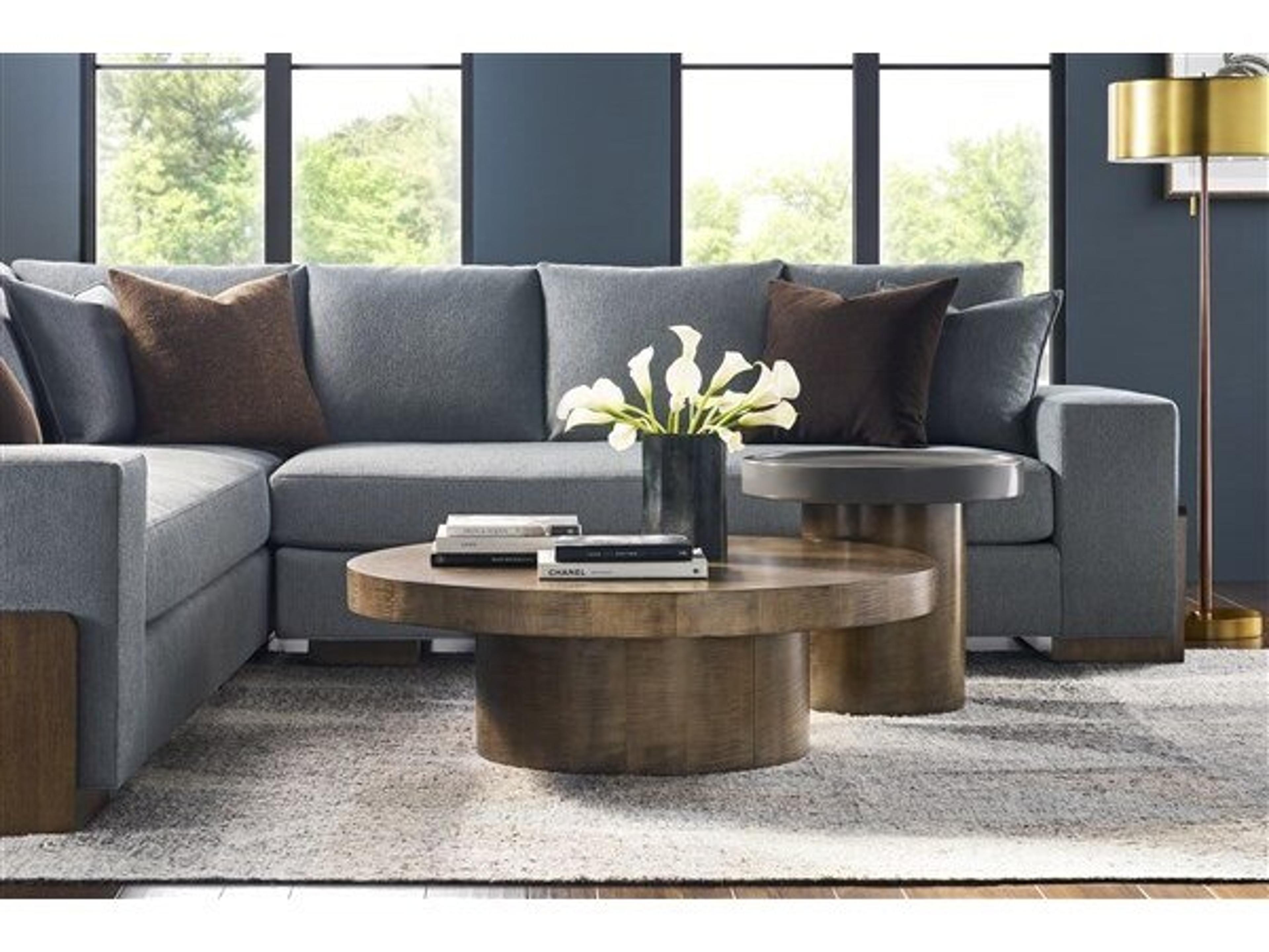 Vanguard Furniture Splendor Round Wood Coffee Table