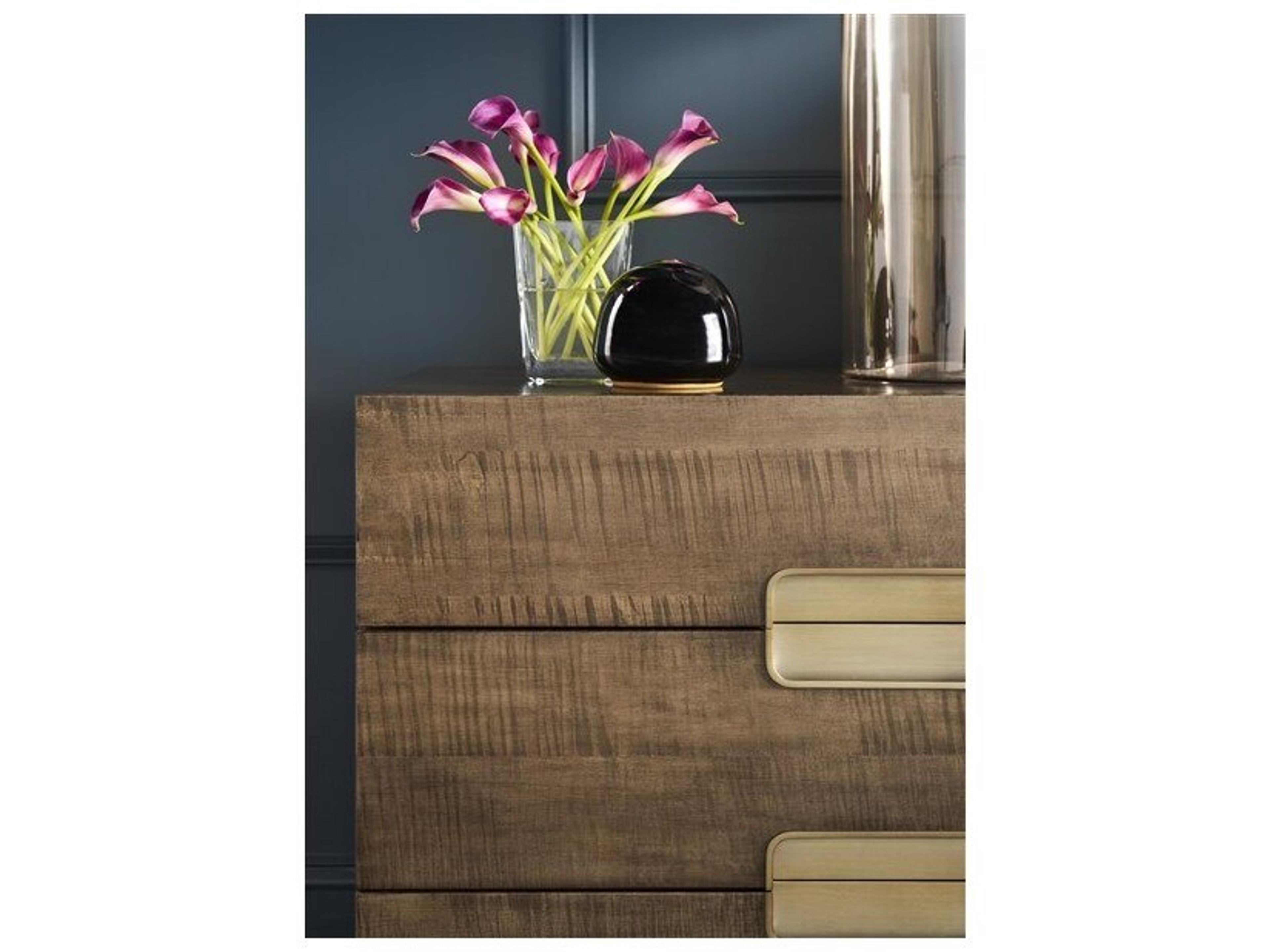 Vanguard Furniture Splendor 3-Drawers Natural Nightstand