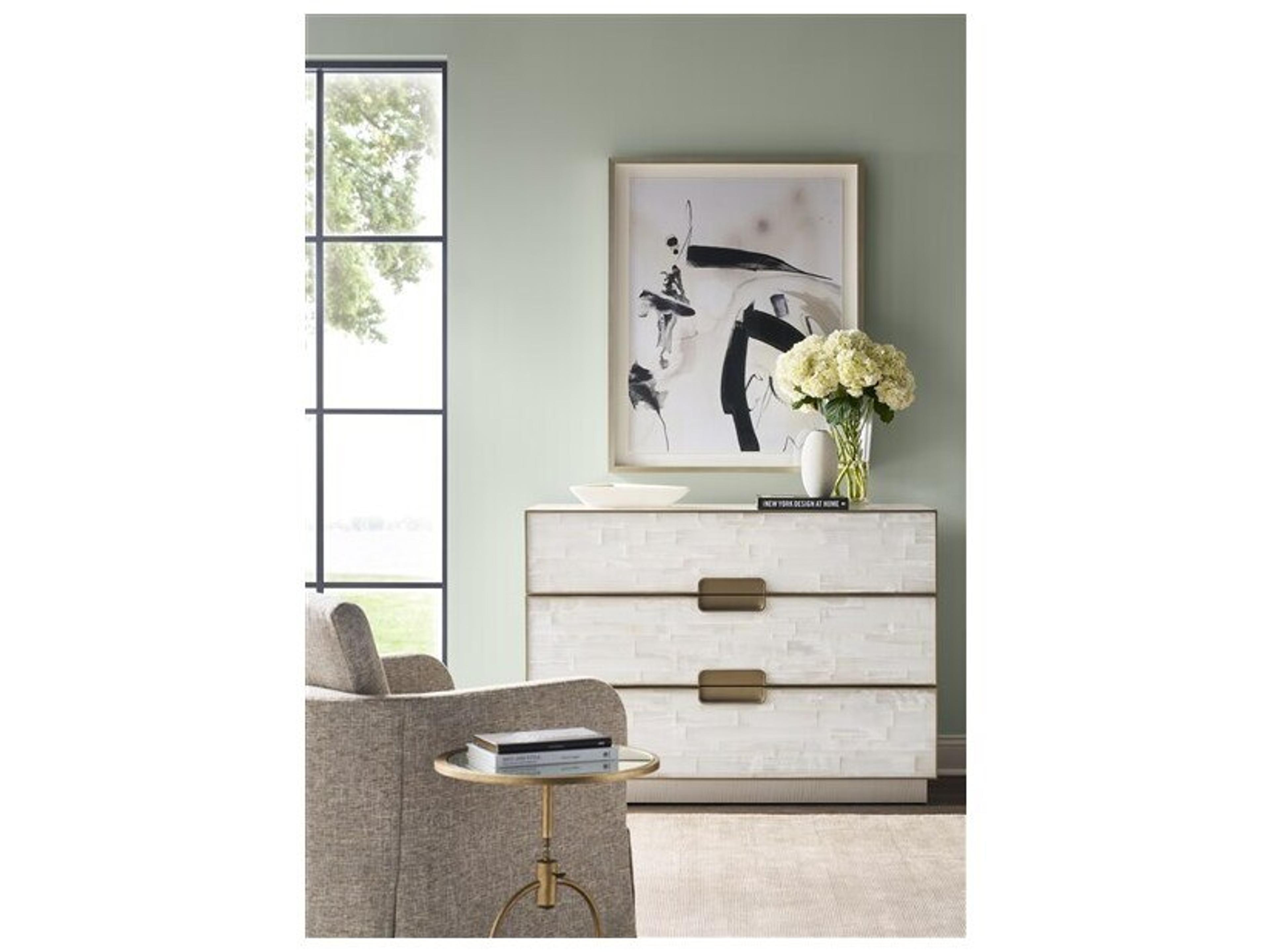 Vanguard Furniture Splendor 3-Drawers White Double Dresser