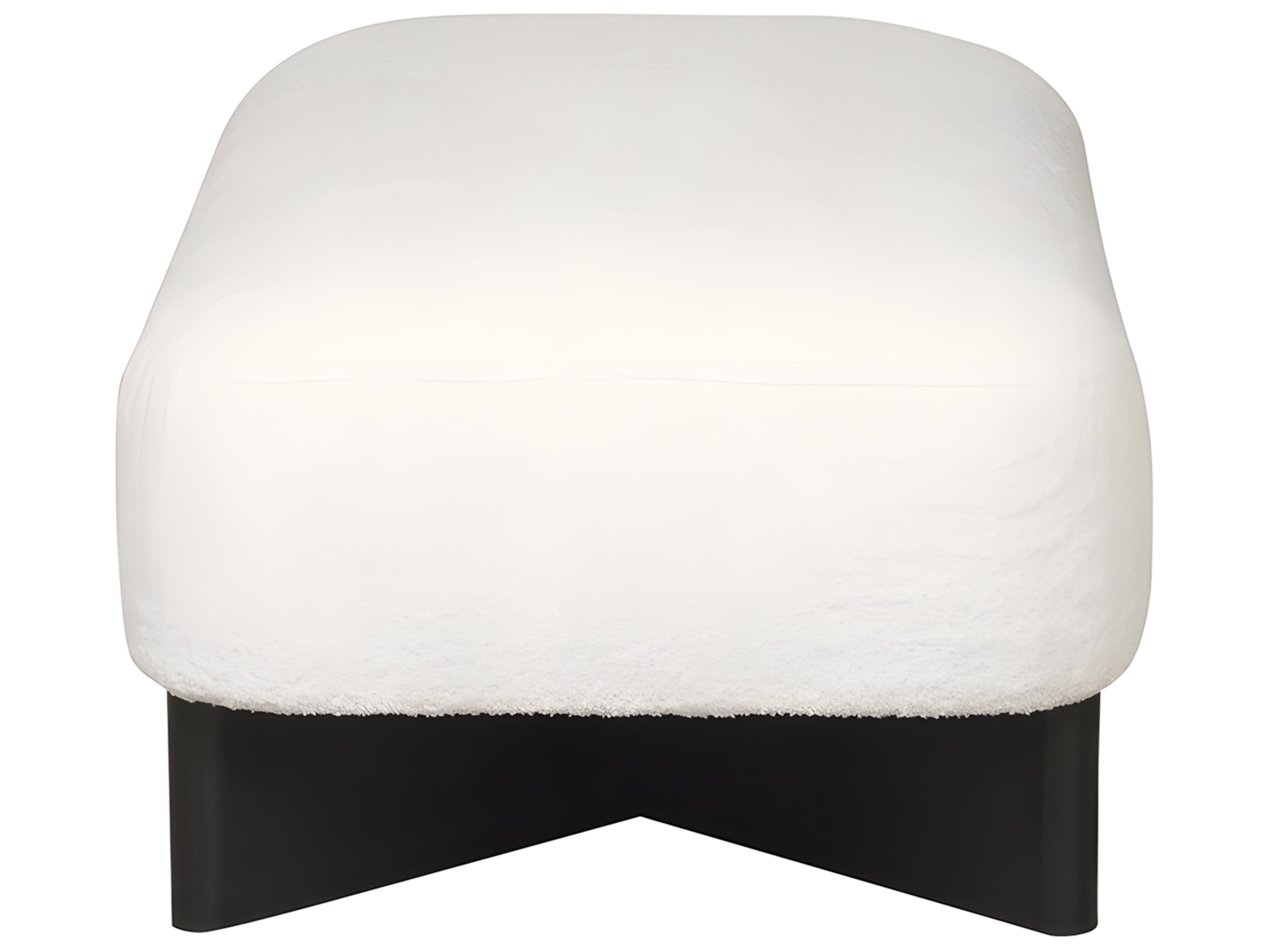 Vanguard Furniture Ease Lola Bumper