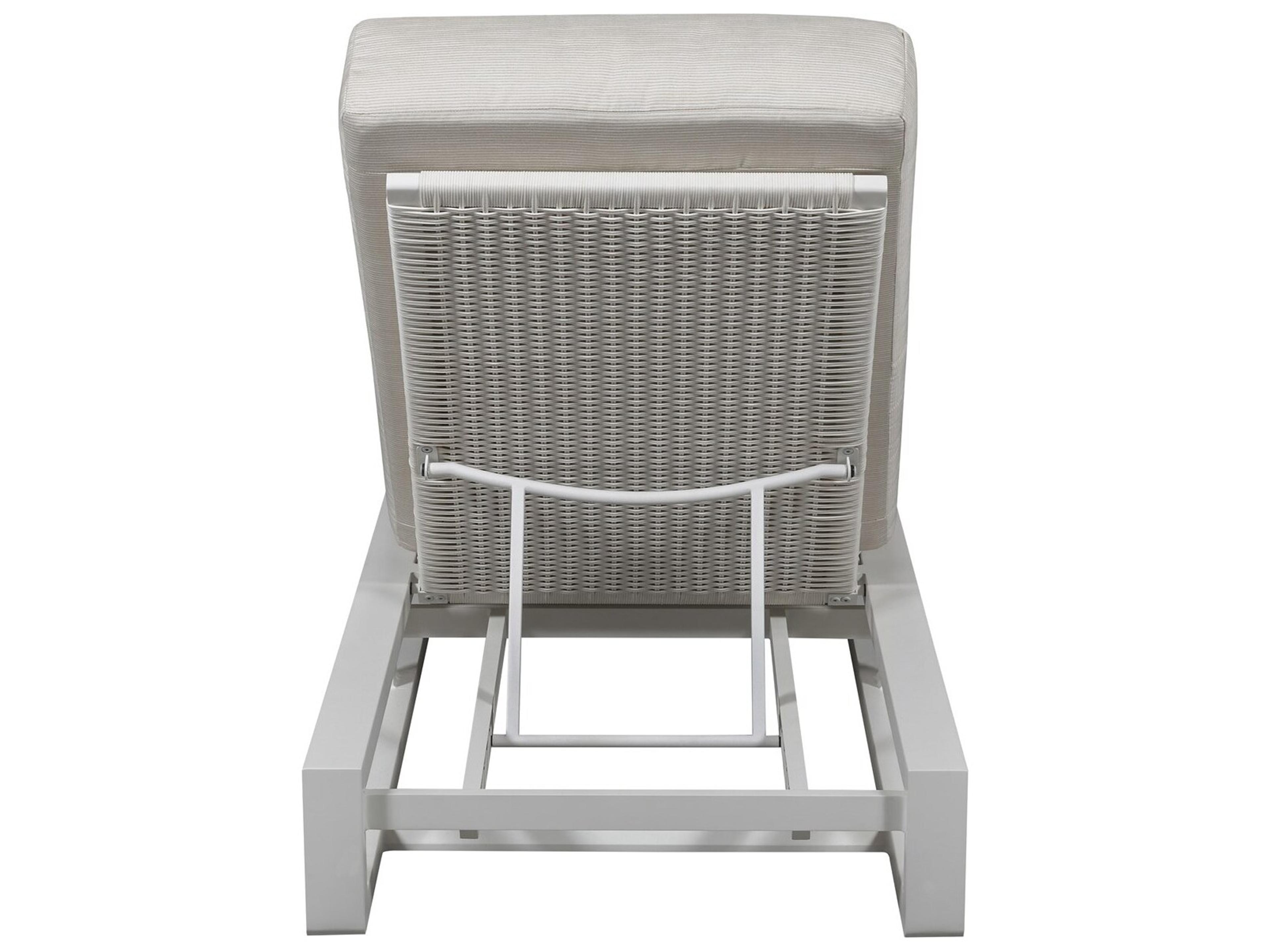 Vanguard Furniture Outdoor Breeze Chaise Lounge