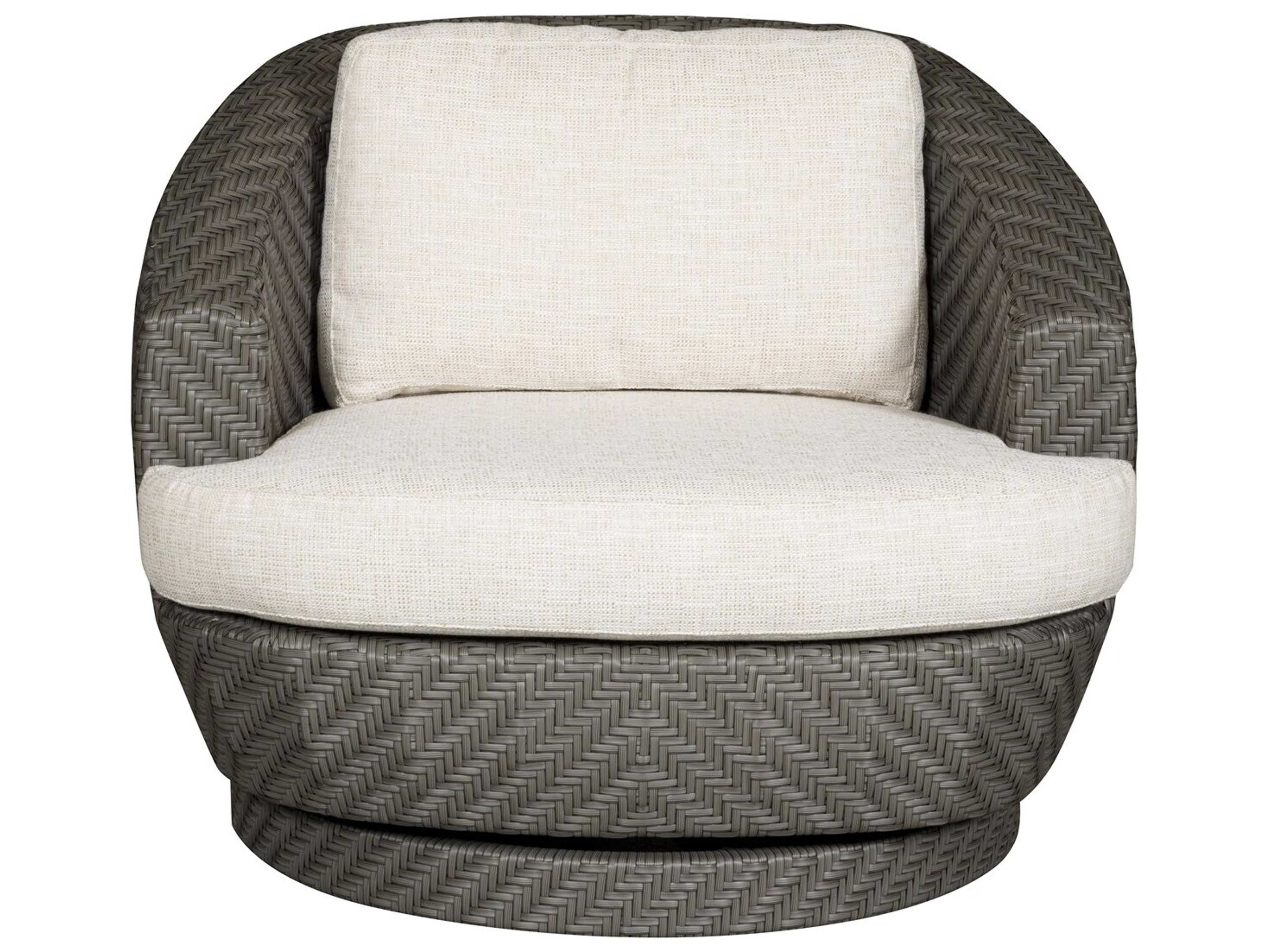 Vanguard Furniture Outdoor Newstead Swivel Lounge Chair