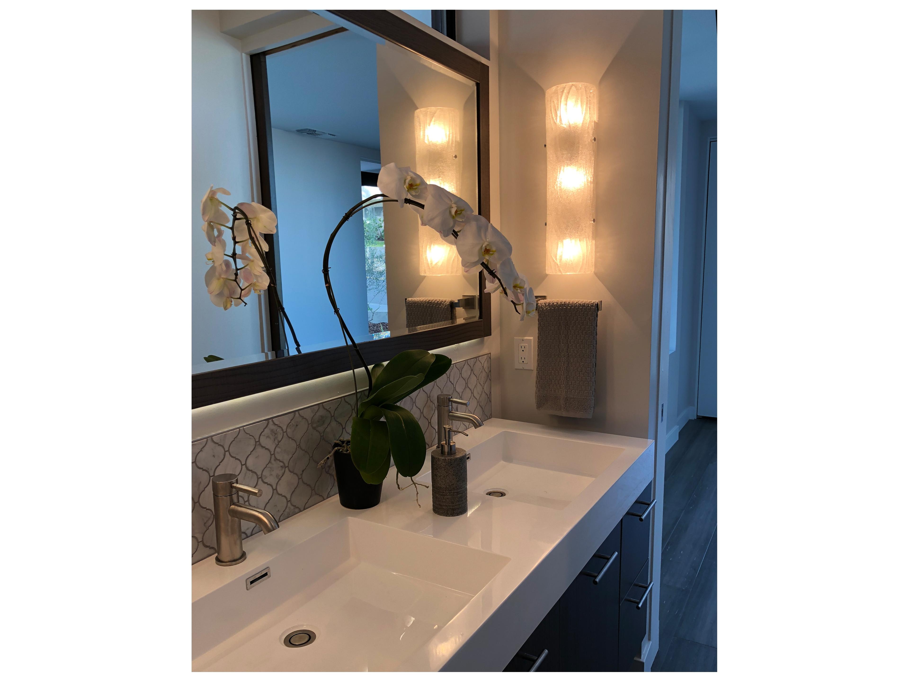 Varaluz Brilliance White Wall Sconce