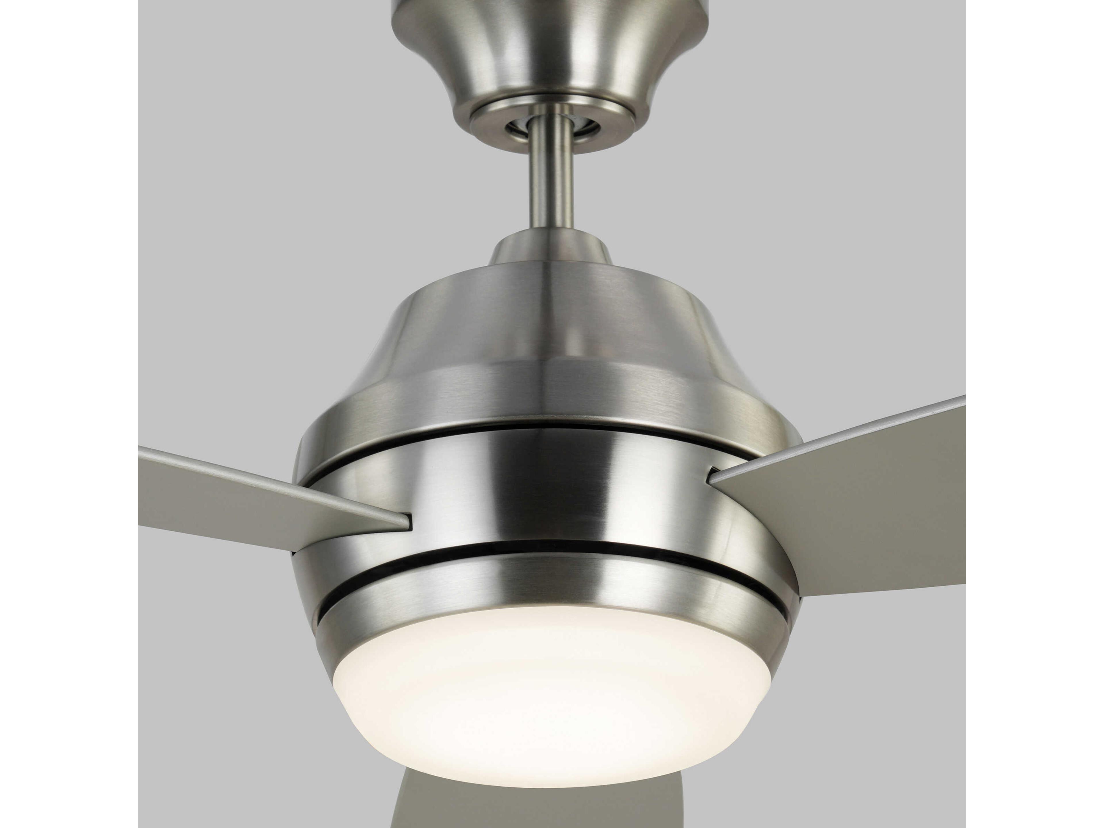 Visual Comfort Fan Ikon 52" LED Ceiling Fan