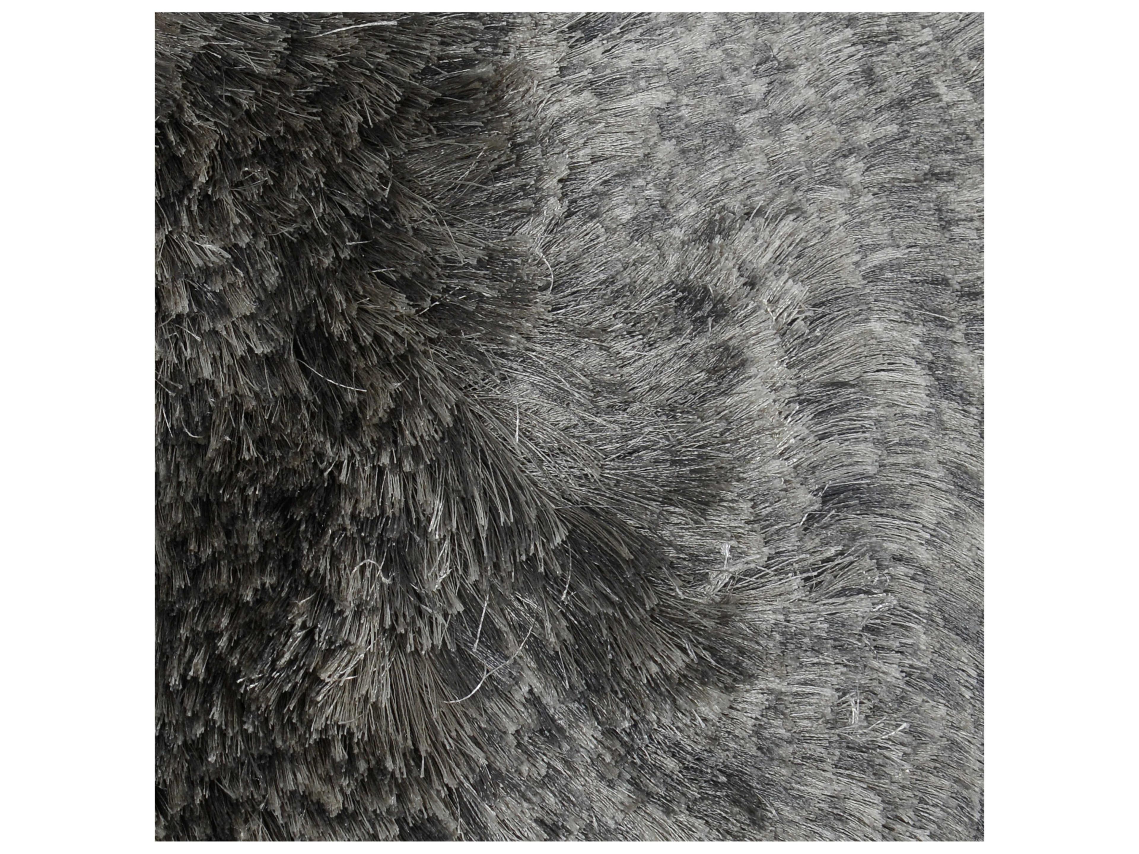 Villa by Classic Home Collins Shag Area Rug