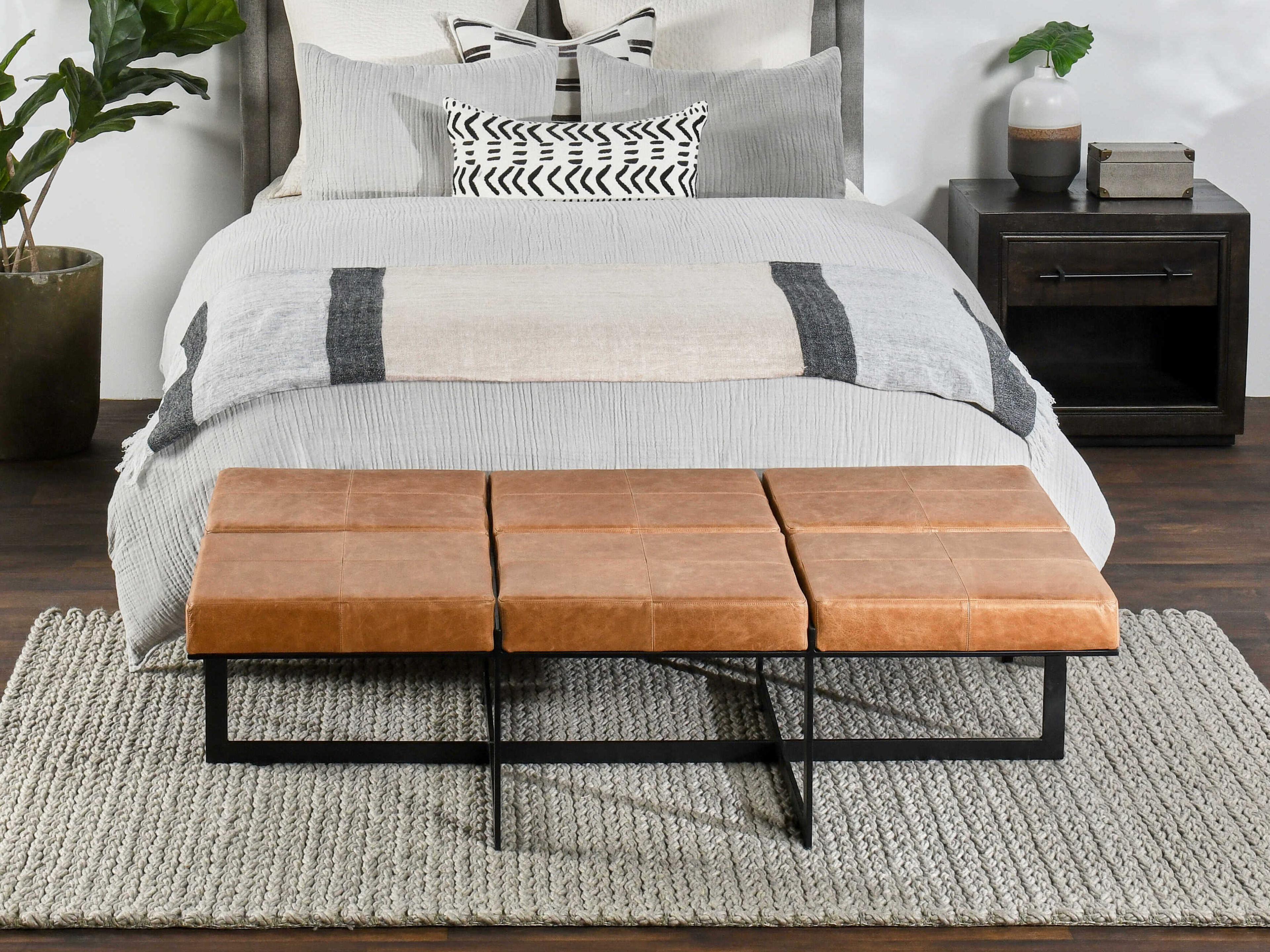 Villa by Classic Home Oxnard Area Rug