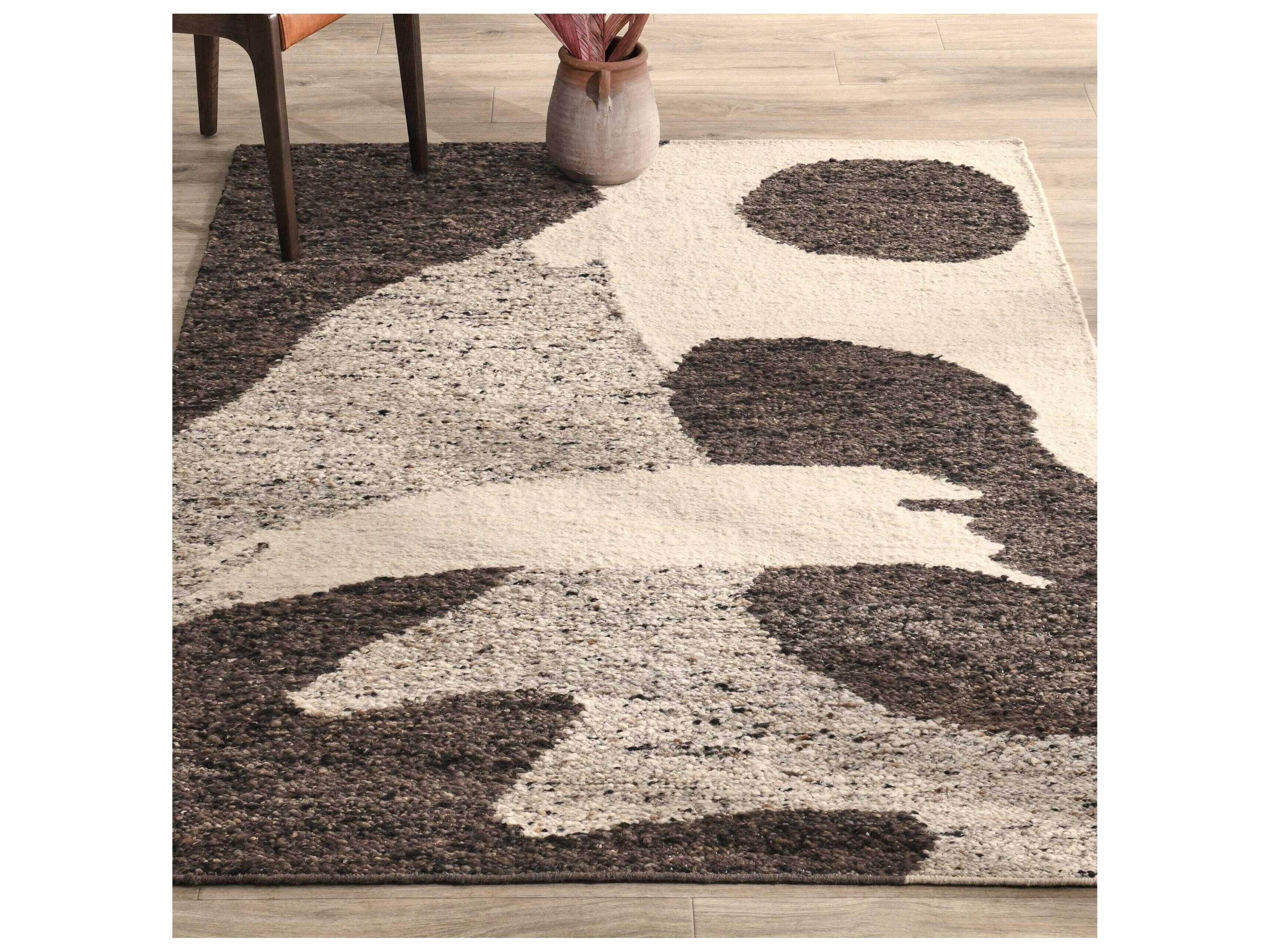 Villa by Classic Home Hesperia Abstract Area Rug
