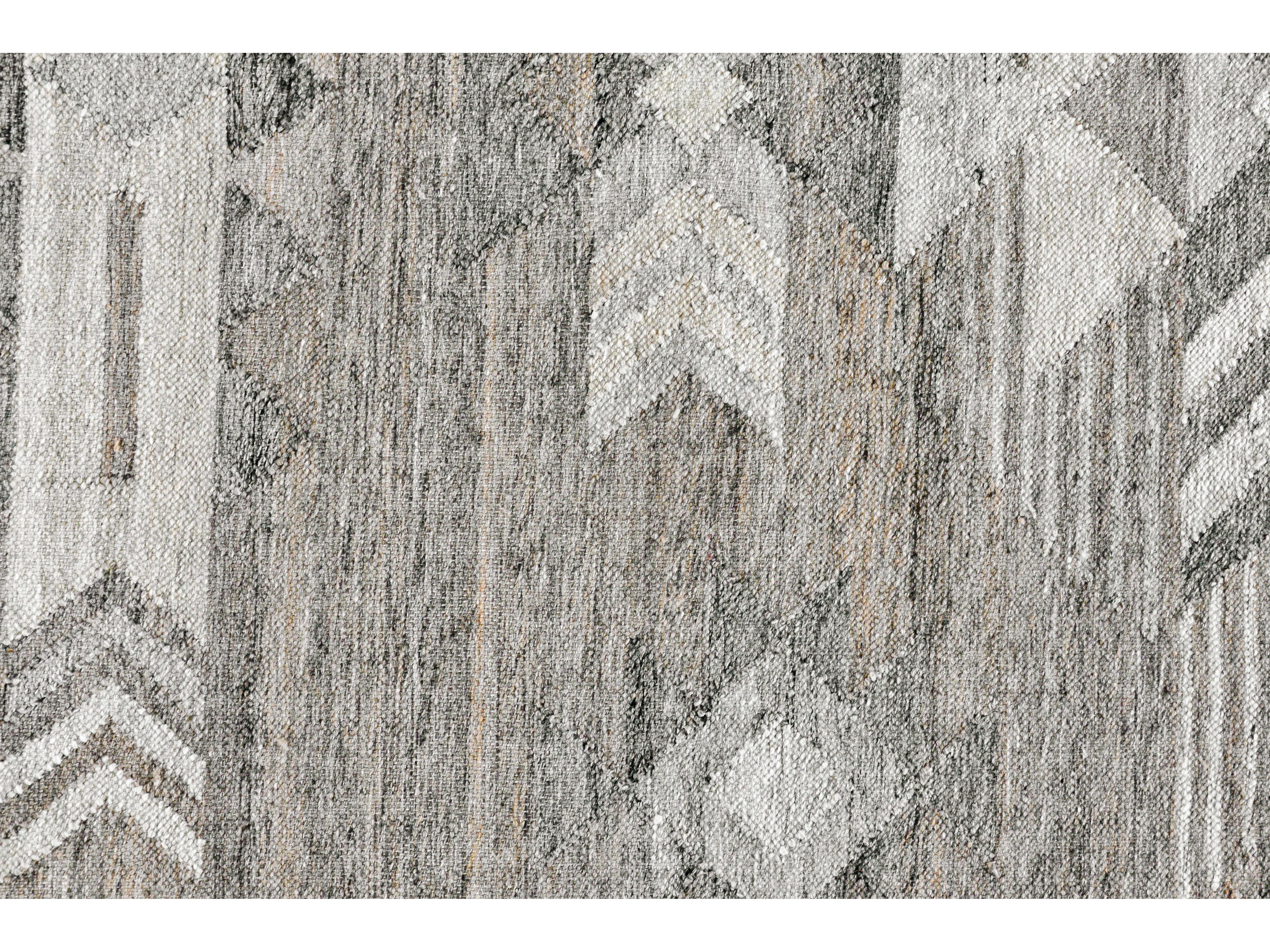 Villa by Classic Home Caravan Southwestern Area Rug