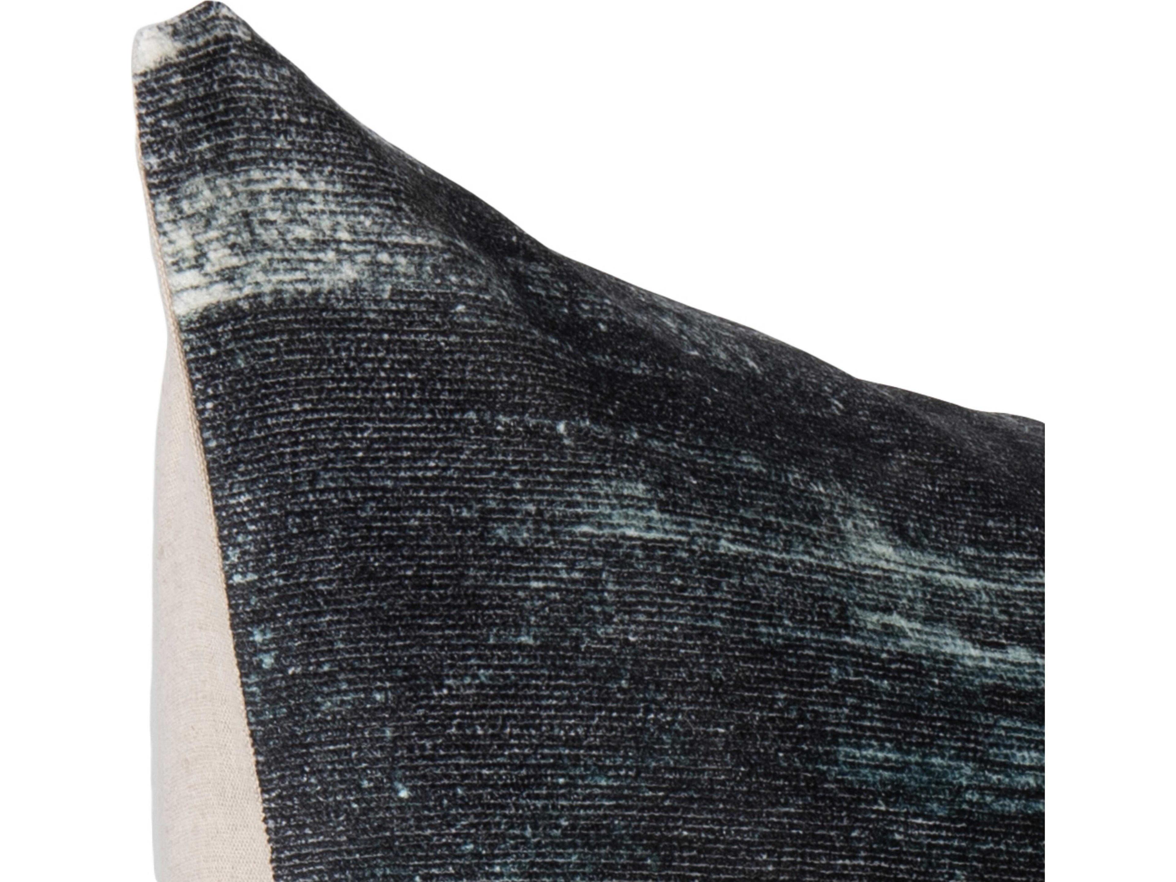 Villa by Classic Home Vita Pillows