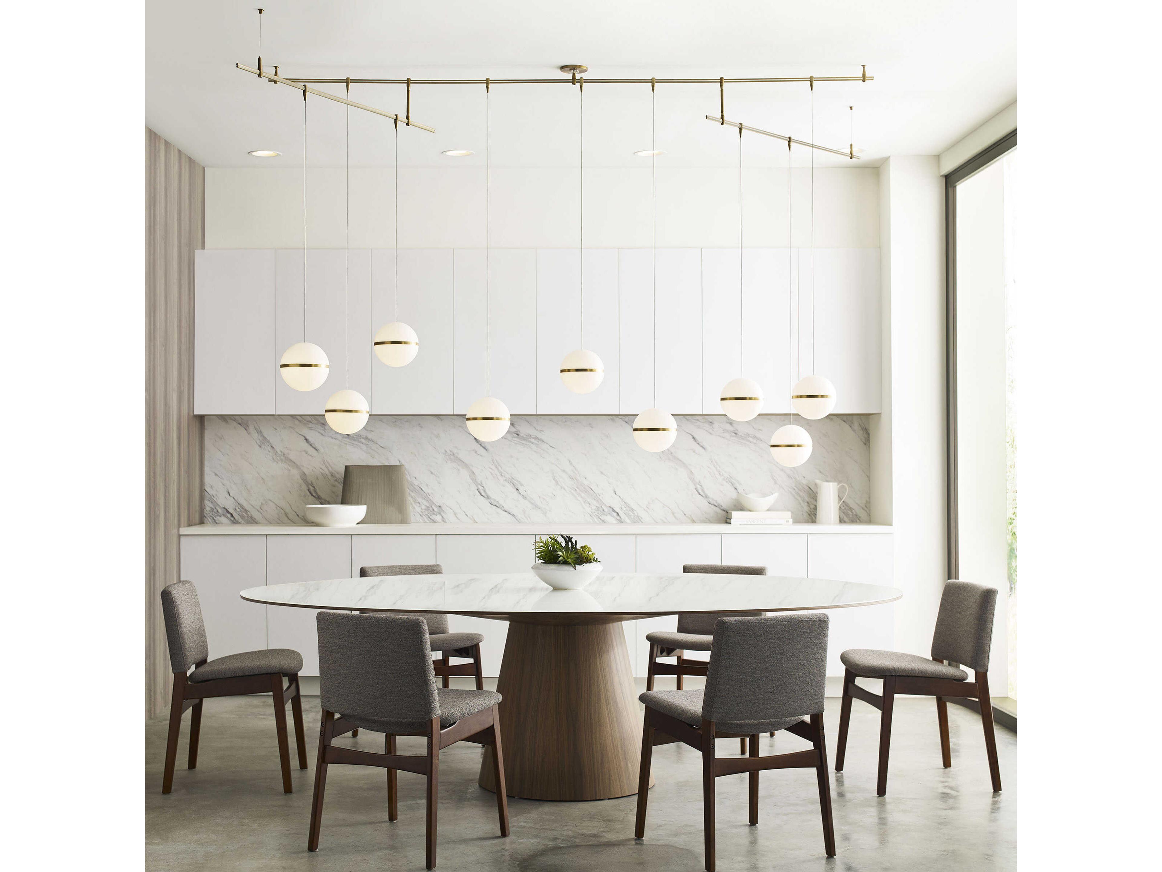 Visual Comfort Modern Hanea 9-Light Natural Brass Chandelier