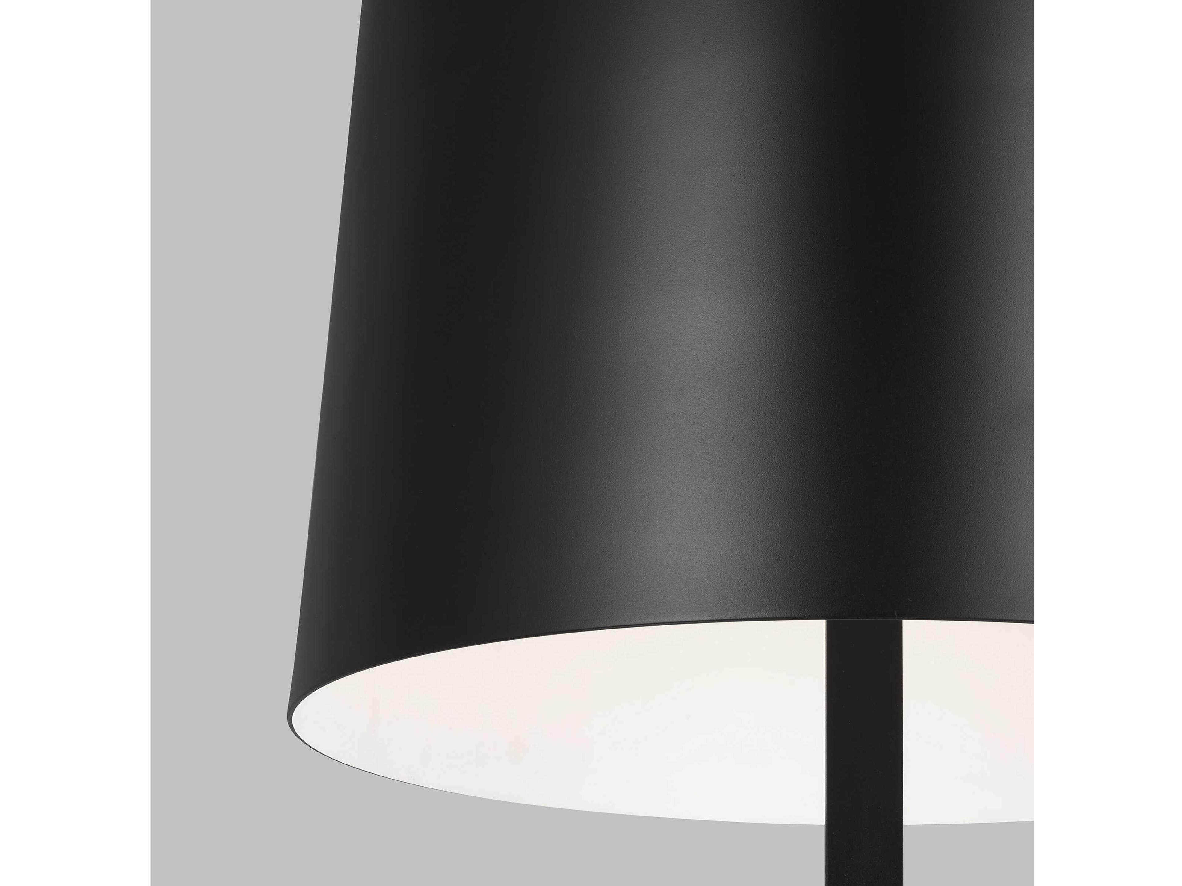 Visual Comfort Modern Lucis 1-Light Outdoor Lamp