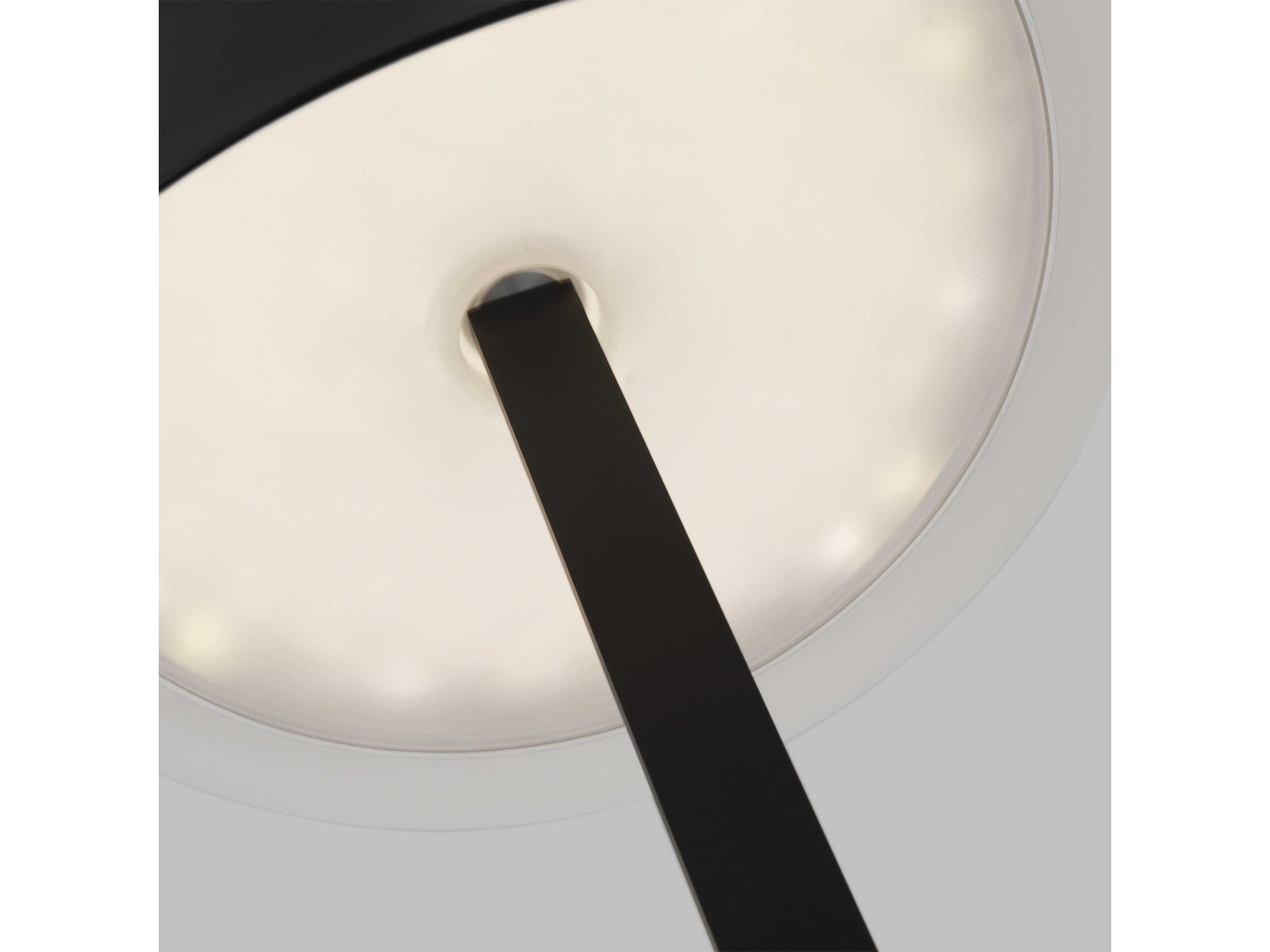 Visual Comfort Modern Lucis 1-Light Outdoor Lamp