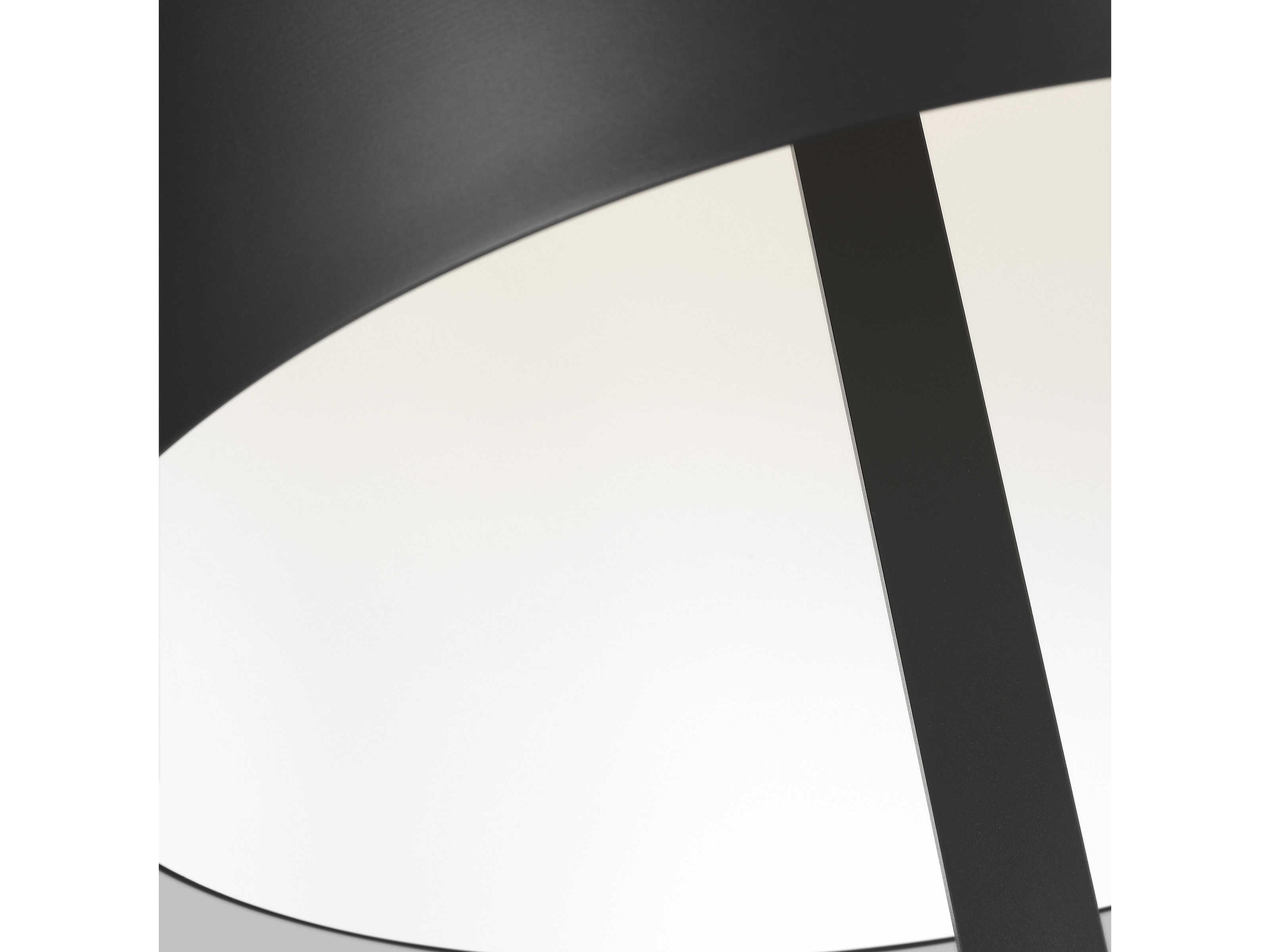 Visual Comfort Modern Lucis 1-Light Outdoor Lamp