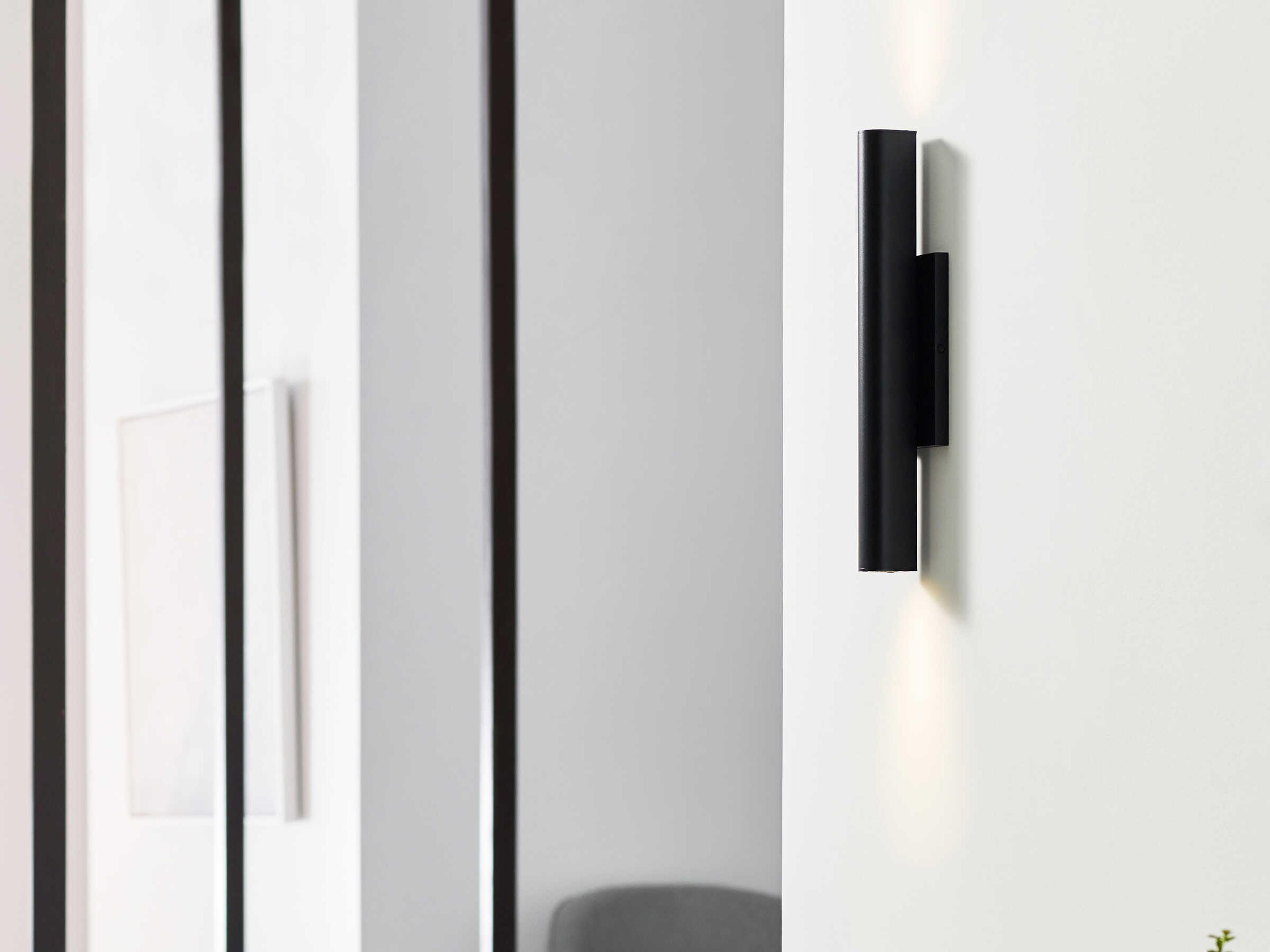 Visual Comfort Modern Chara 1 - Light Outdoor Wall Light